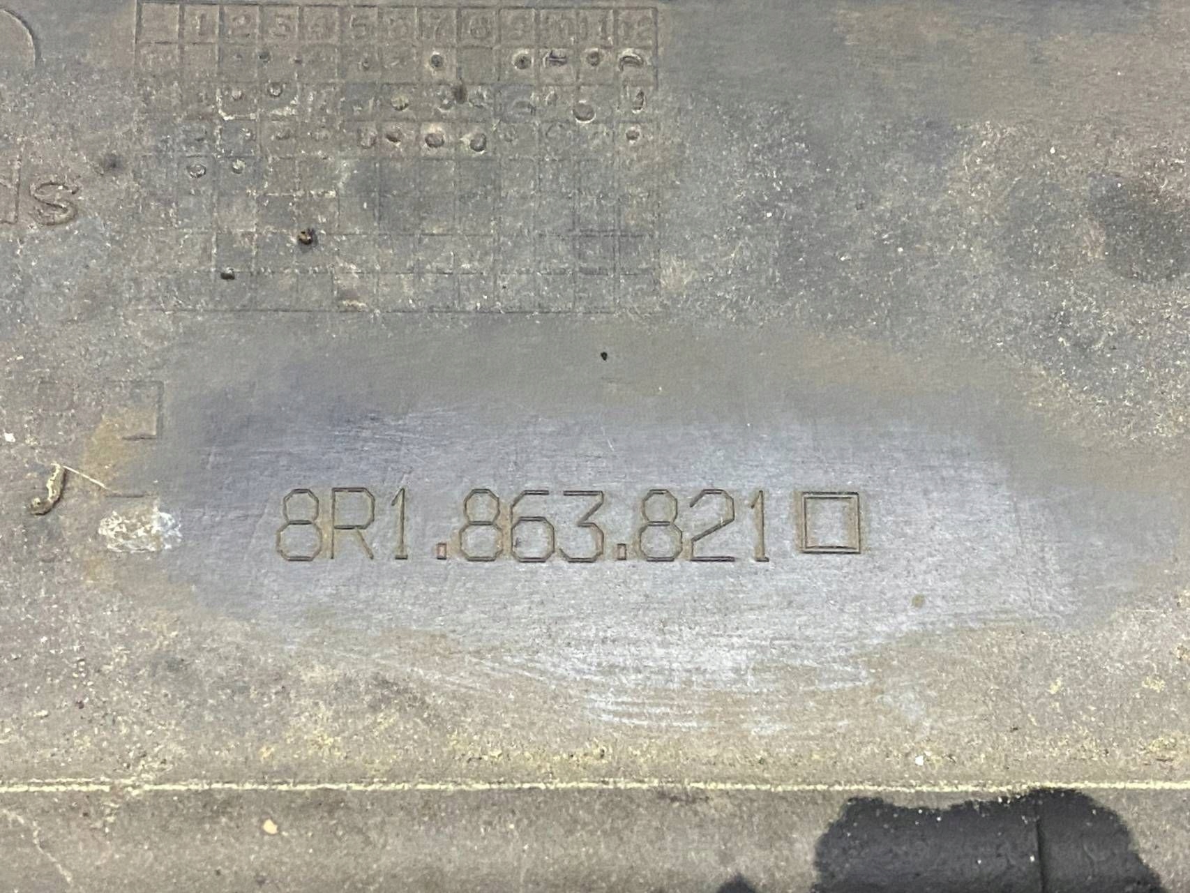AUDI Q5 8R cover lower cover below engine 8R1863821