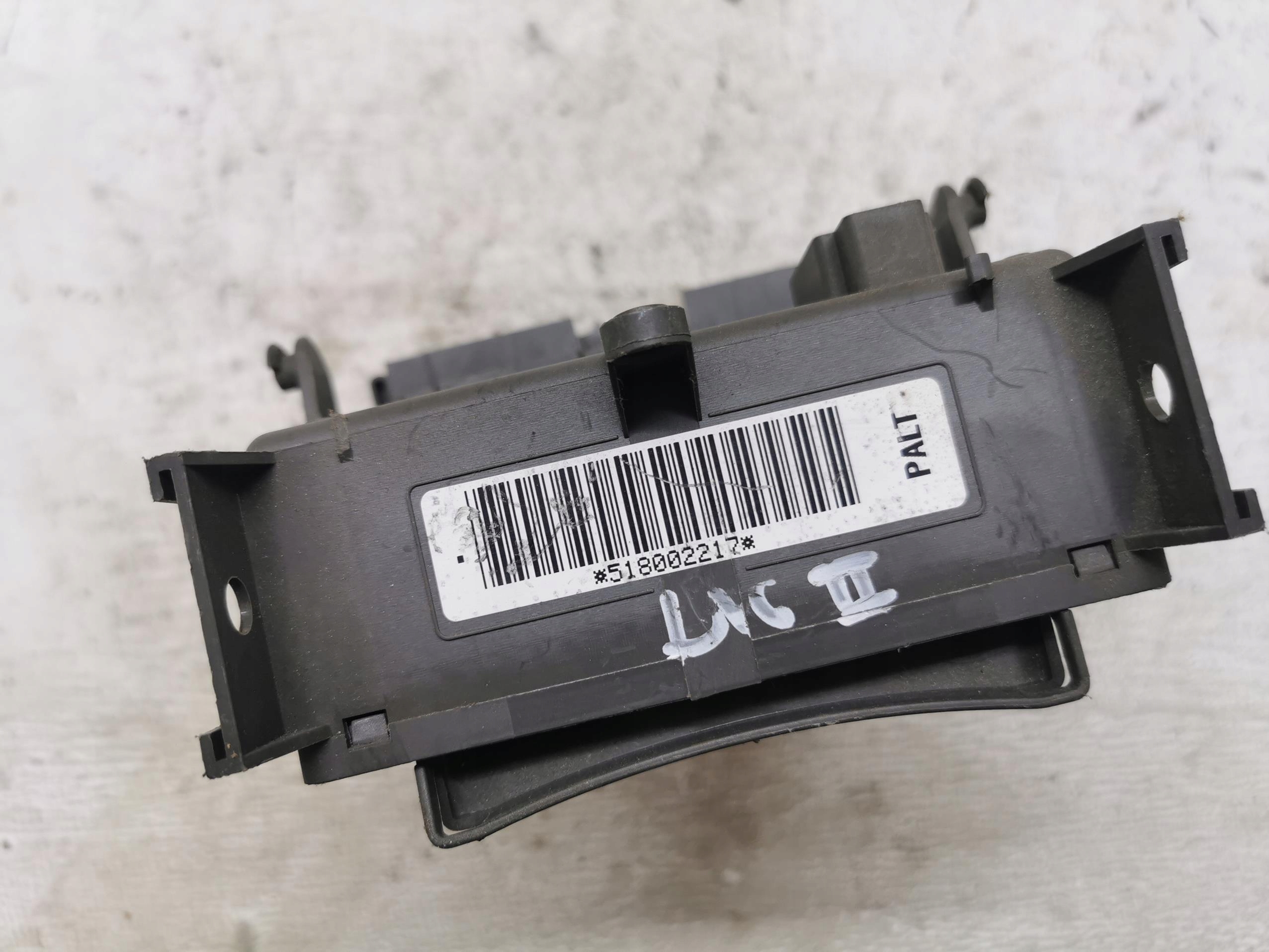 SKRZYNKA BSI RENAULT LAGUNA II LIFT 8200371619B Producent części Renault OE