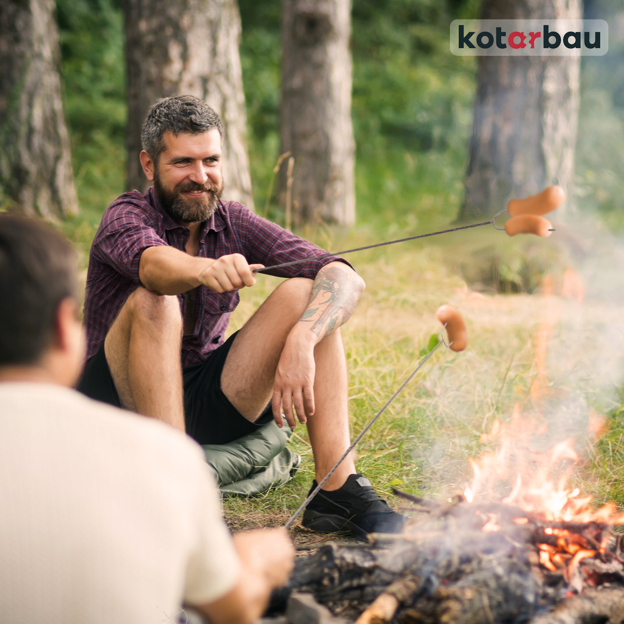 WIDEŁKI KIJ DO OGNISKA GRILLA WIDELEC OGNISKOWY NABIJAK DO KIEŁBASKI 139 CM Producent Kotarbau