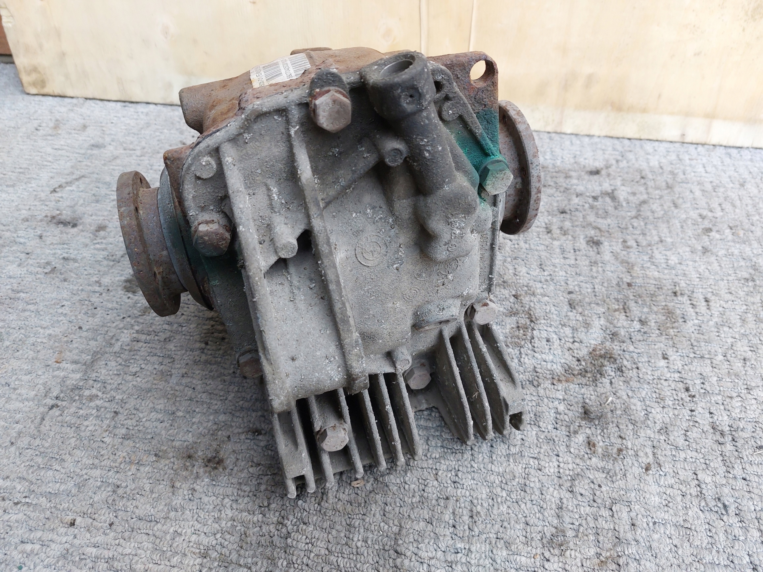BMW Z4 E85 differential diff differential 3.38 7550505 petrol 07r