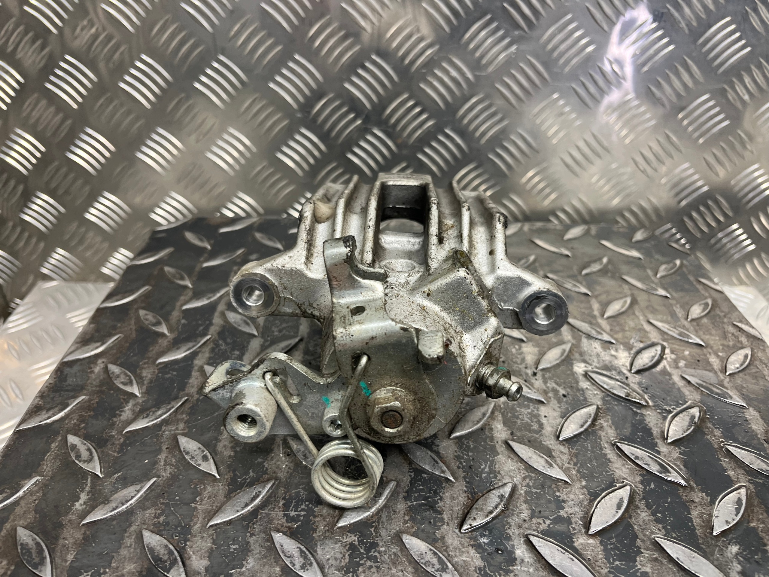 caliper brake left rear part rear VOLKSWAGEN GOLF 4