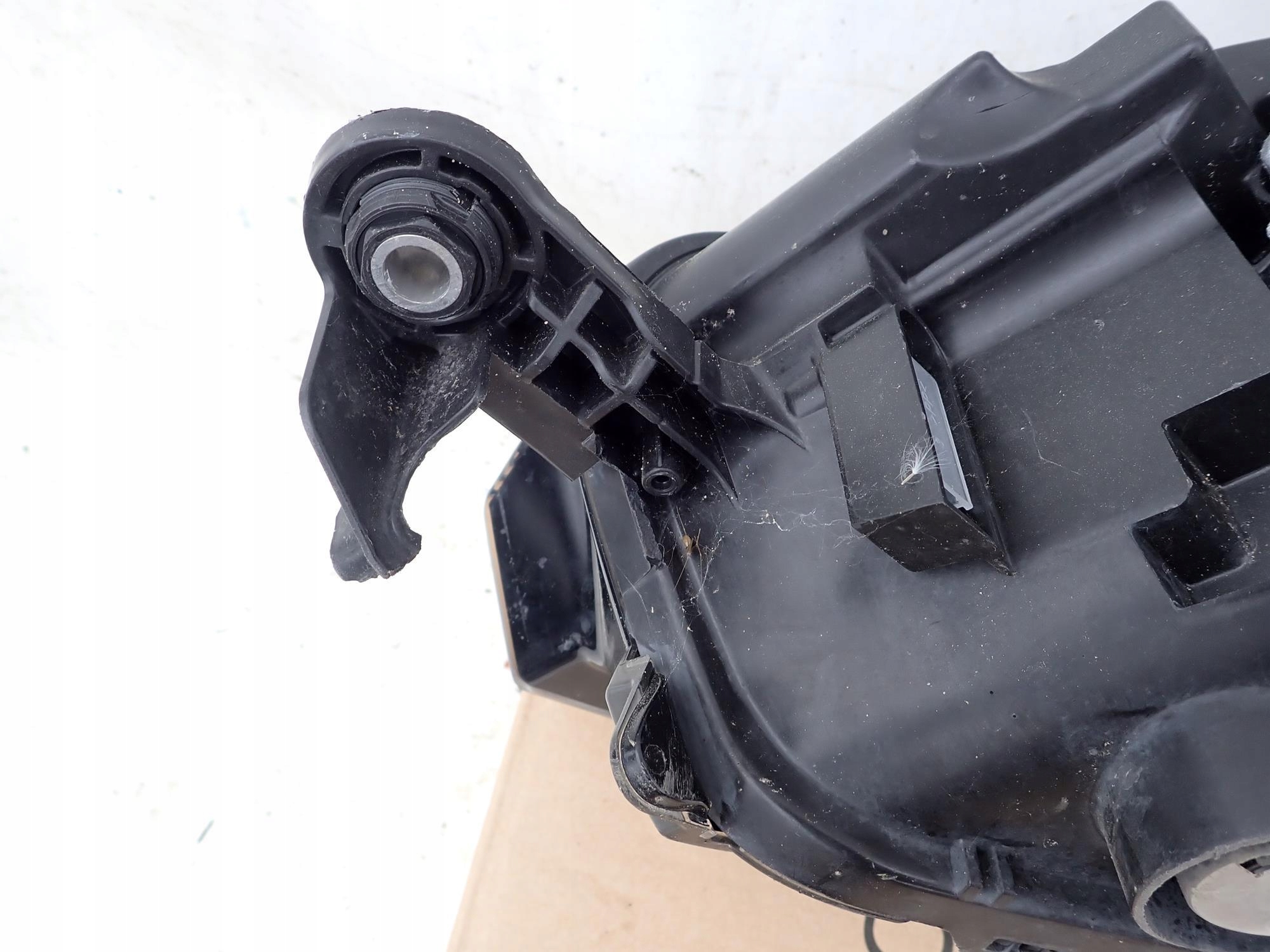 SKODA SCALA 19-> light front front right