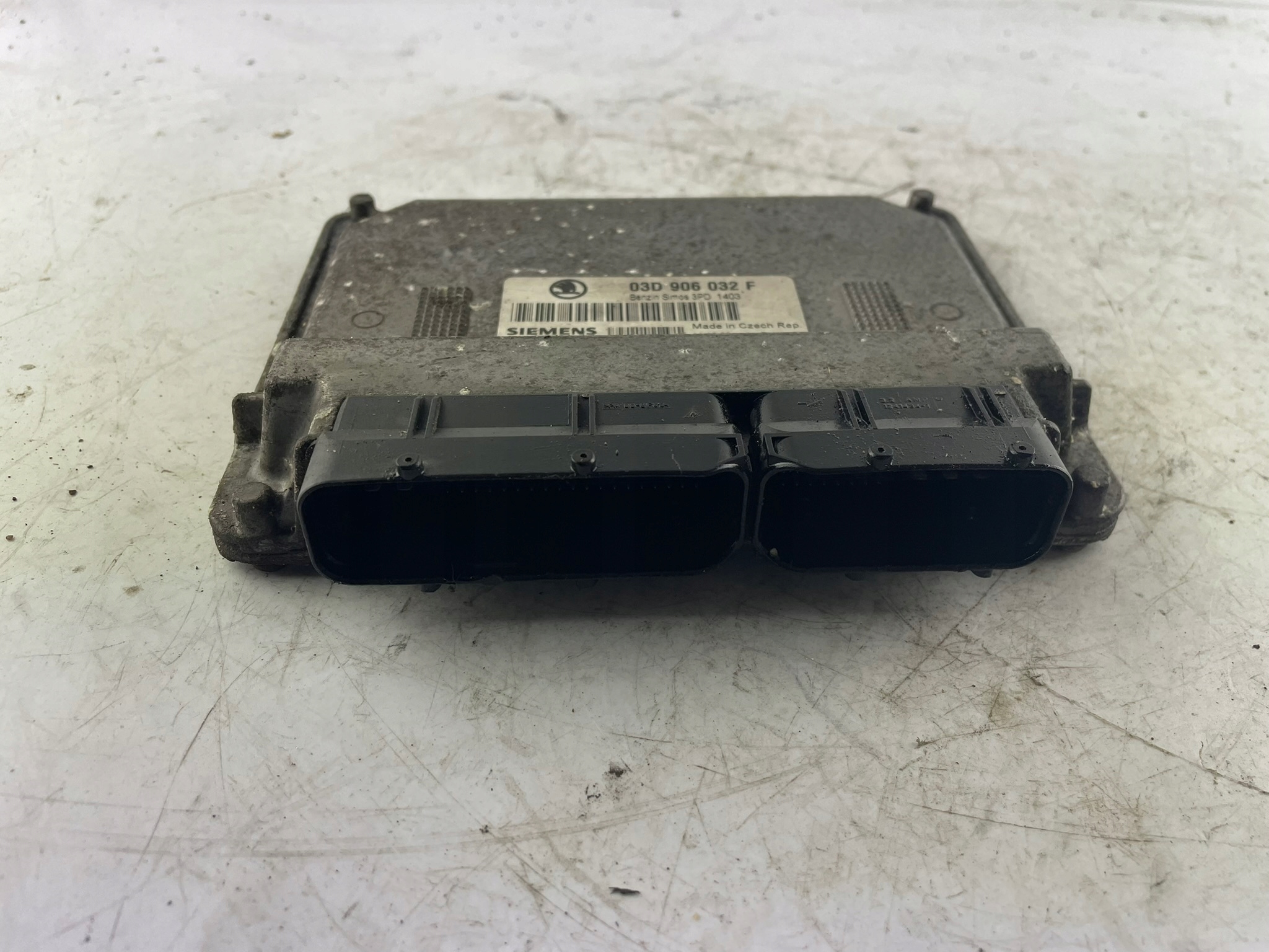 control unit of the engine 03D906032F 5WP4012207 Skoda Fabia 1.2
