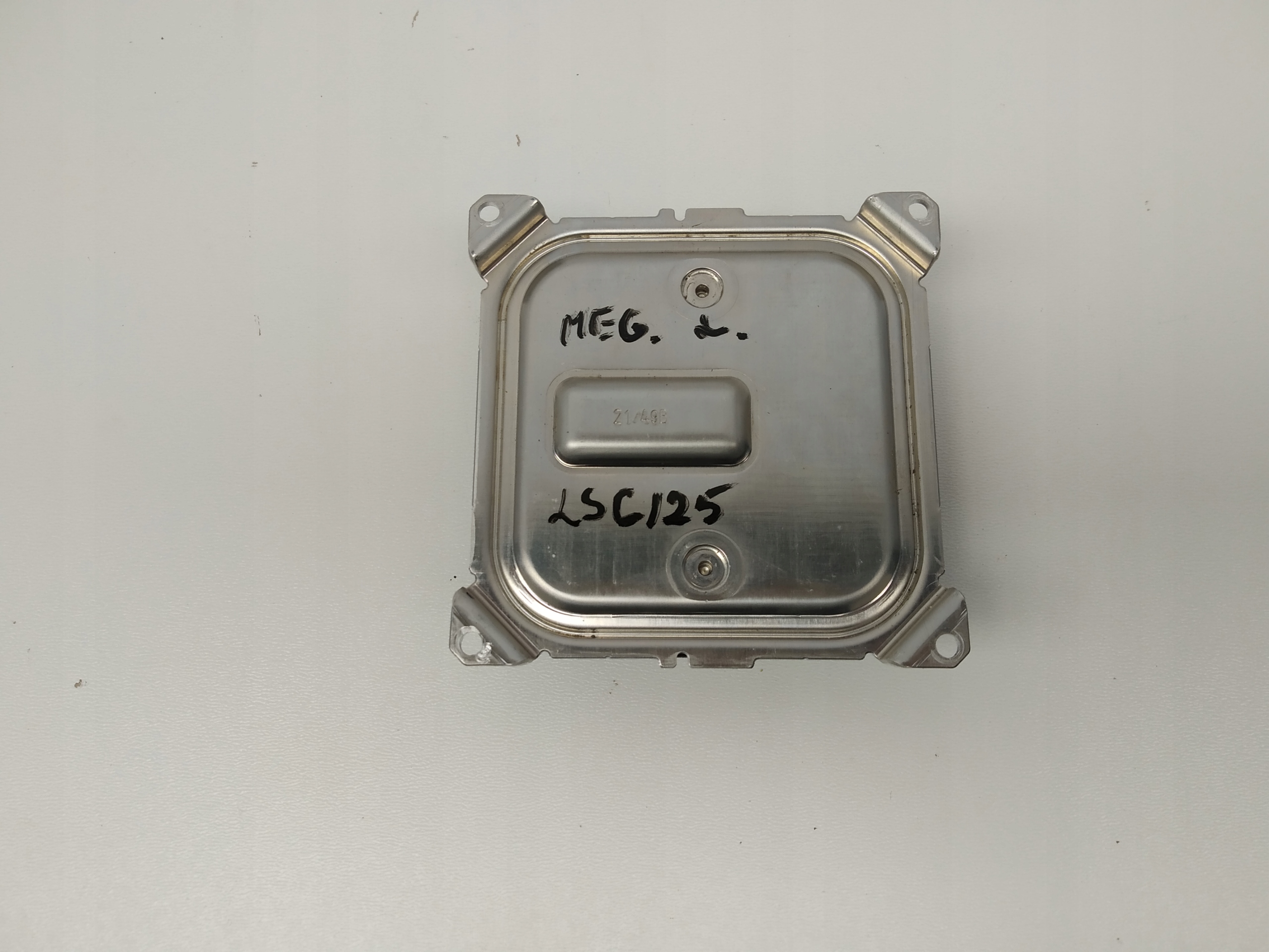 Renault Clio Megane Koleos OM 260551566R module control unit reflektora LED