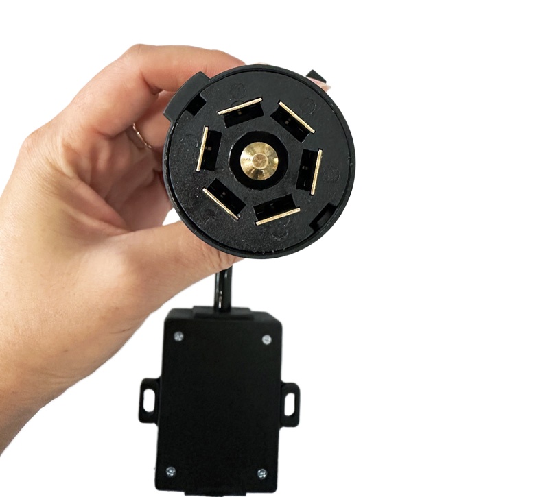 ADAPTER PRZEJŚCIÓWKA PRZYCZEPY 7 NA 7PIN ROZDZIELENIE PRZEWODU ŚWIATŁA TYL Wersja Europejska