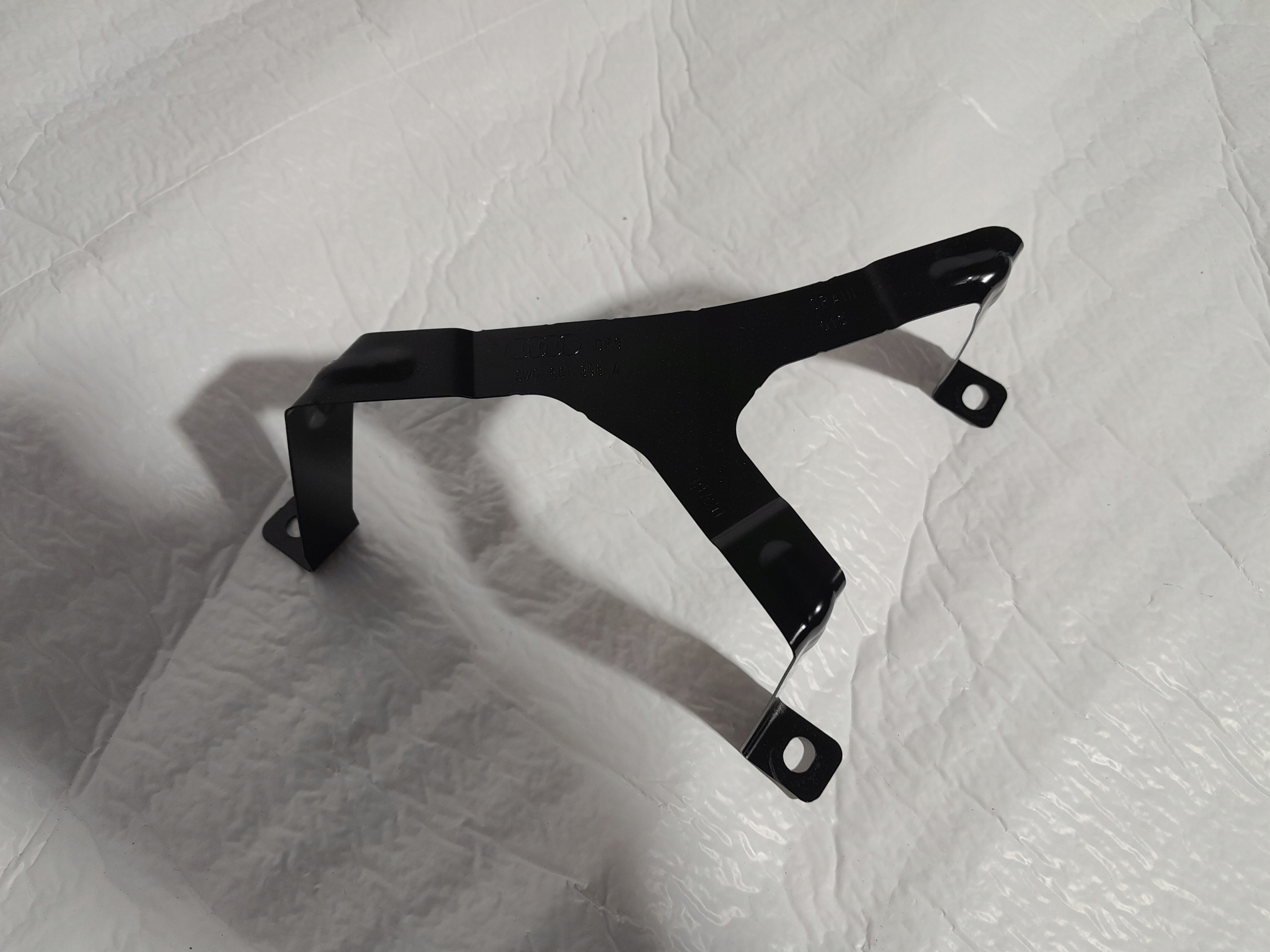 AUDI A4 B9 LIFT Halter Halter AKUMULATORA 8W0801898A