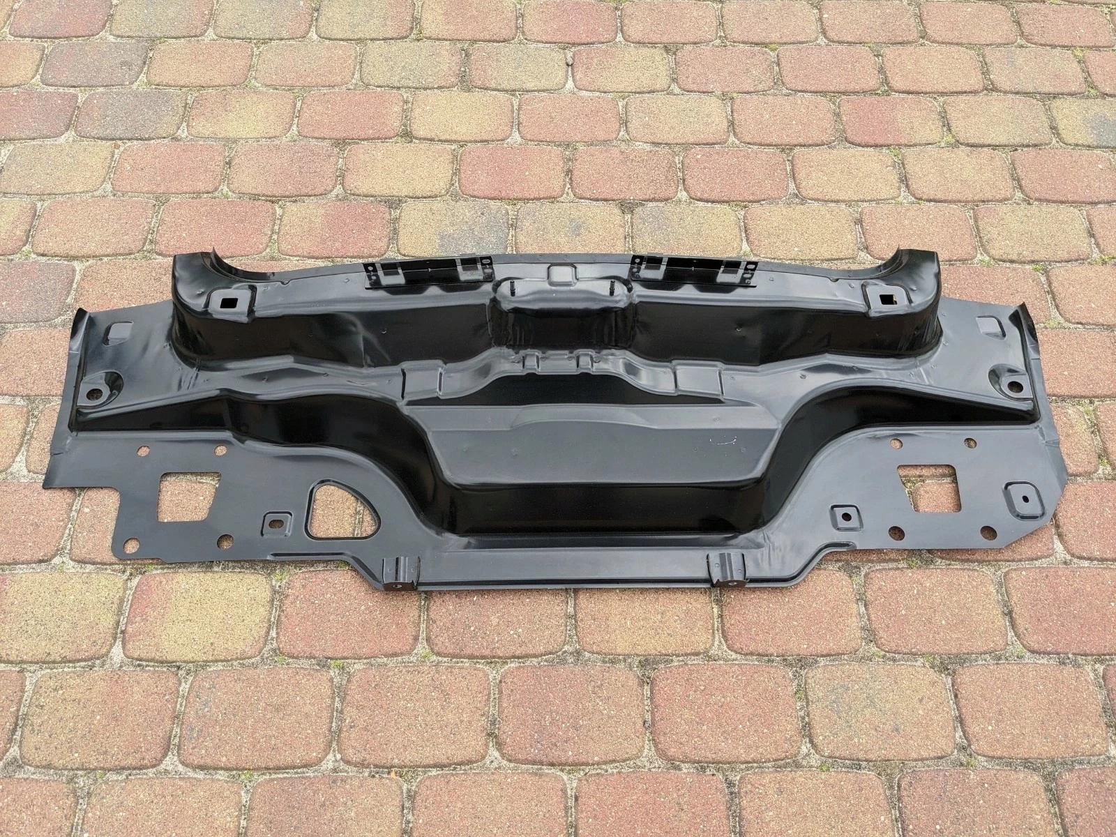 Mazda 3 I BK Sedan ściana pas tył tylny 04-09 Producent części Mazda OE