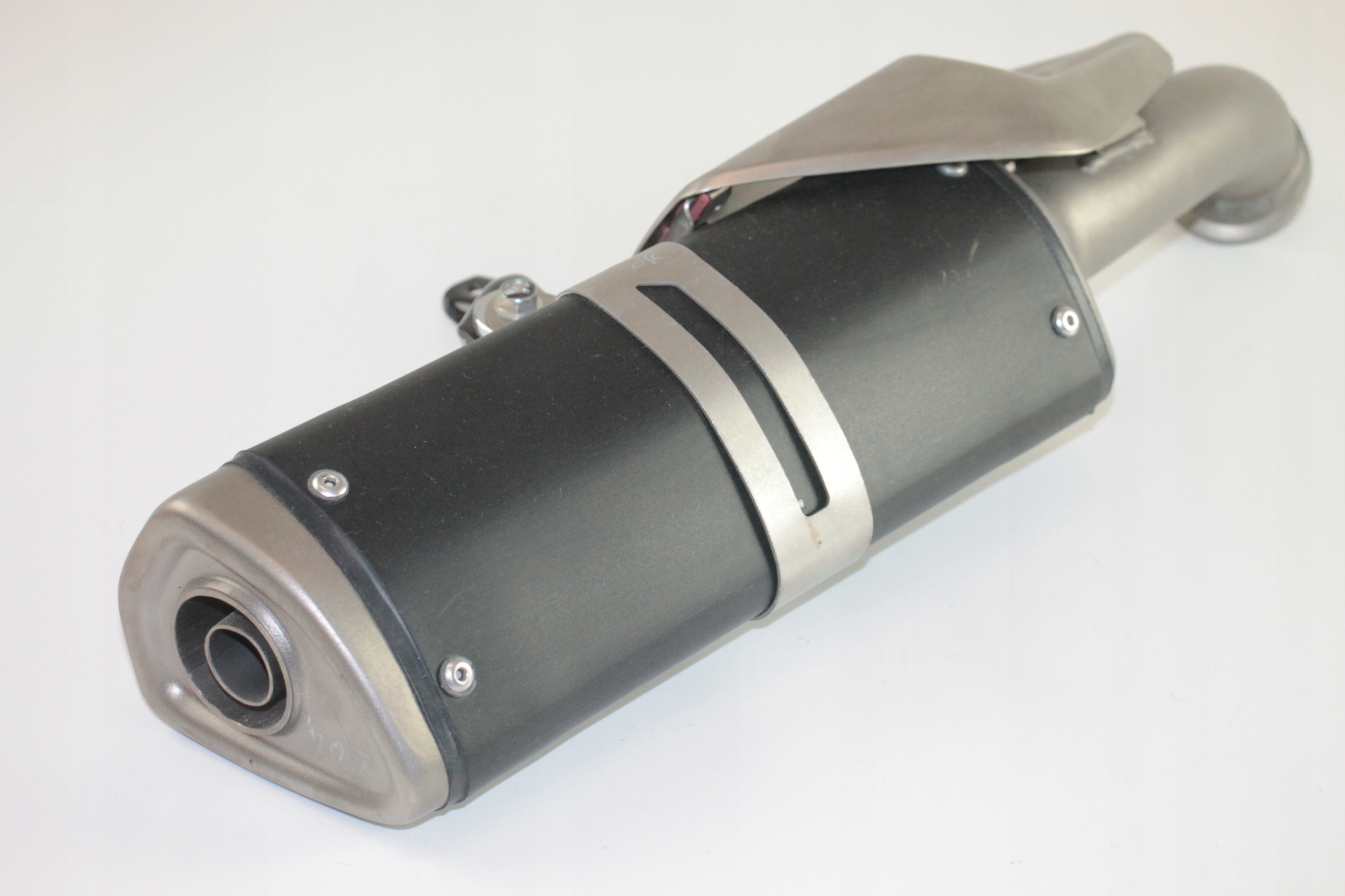 KTM DUKE 125 250 390 17-23 WYPEŁNIENIE PLASTIK NADKOLE