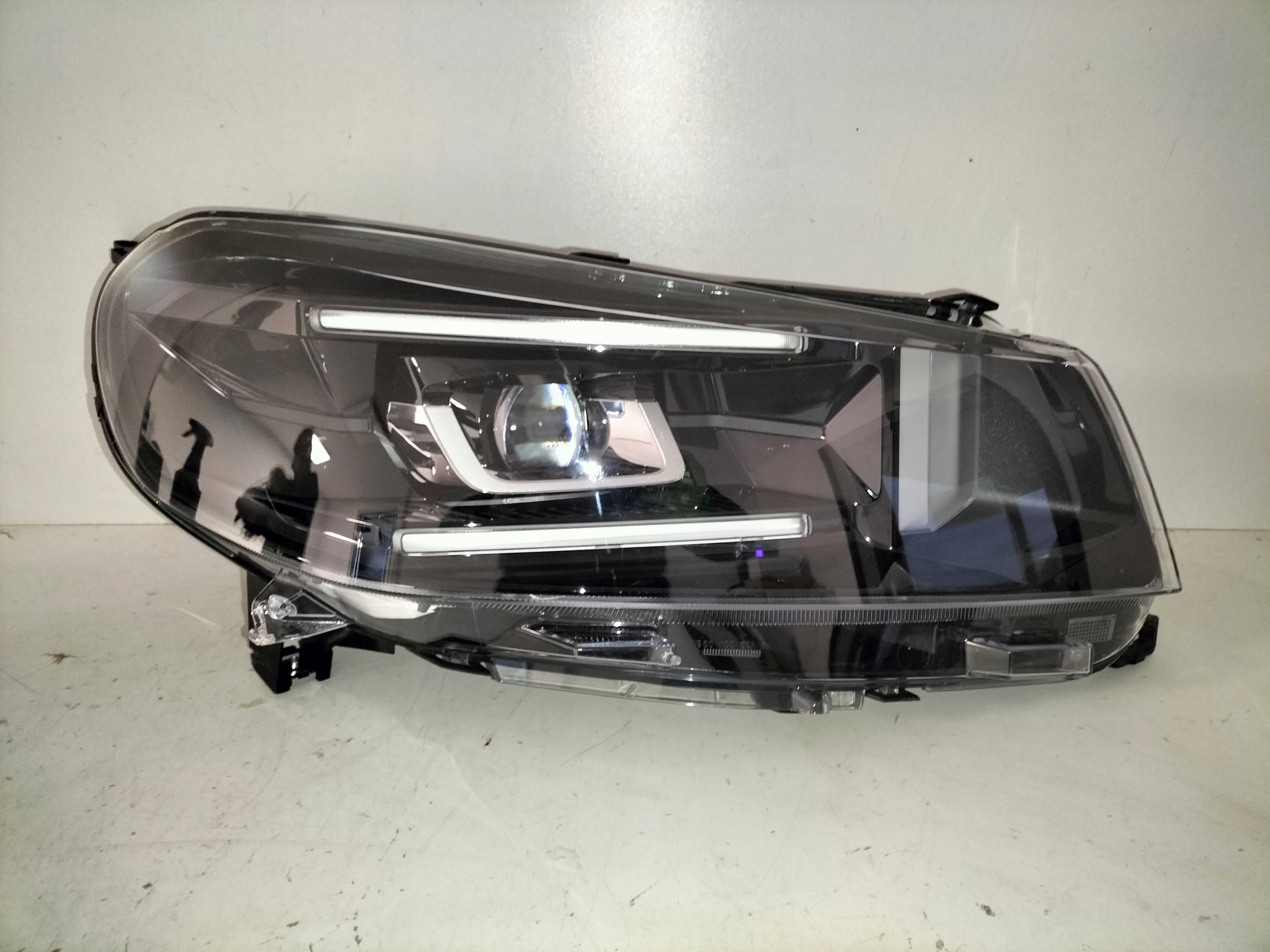light front reflektor right CITROEN JUMPY IV 24- FULL LED VISION