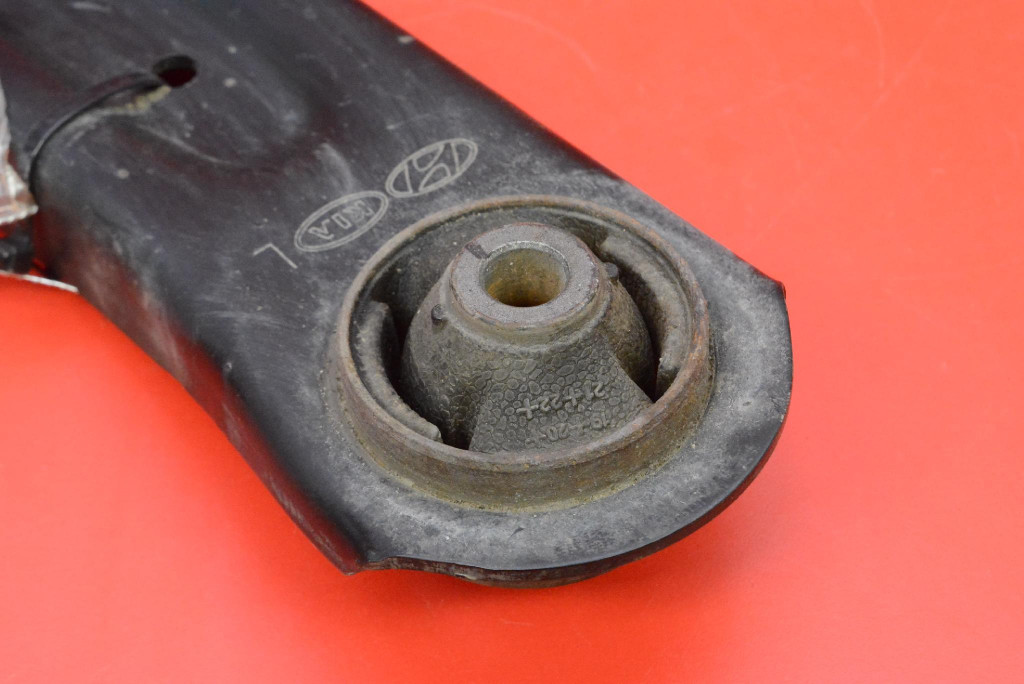 arm left front 54500-Q0000 HYUNDAI BAYON 1.2 16V 84 KM 21