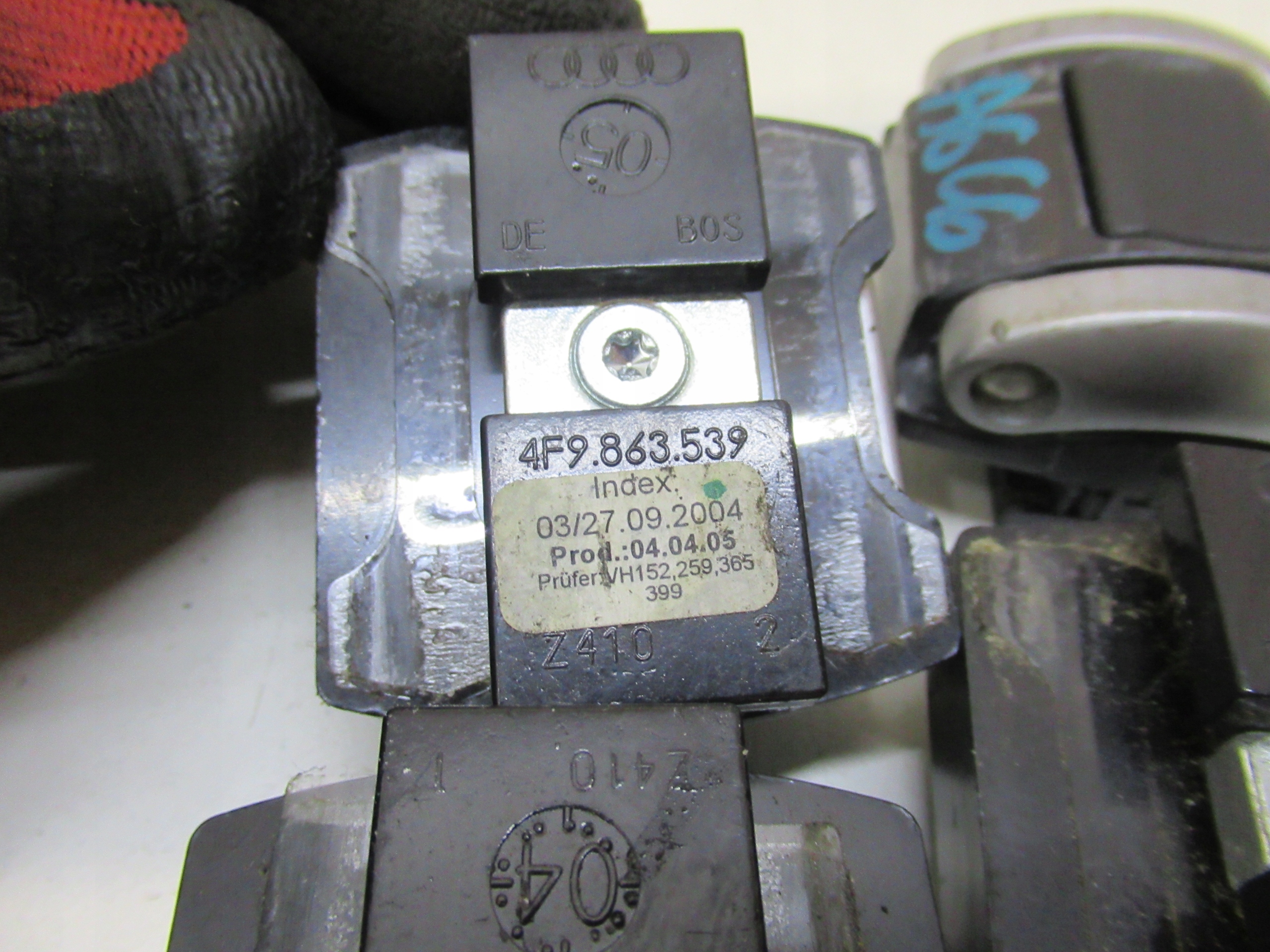 AUDI A6 C6 bracket UCHO holder boot KPL