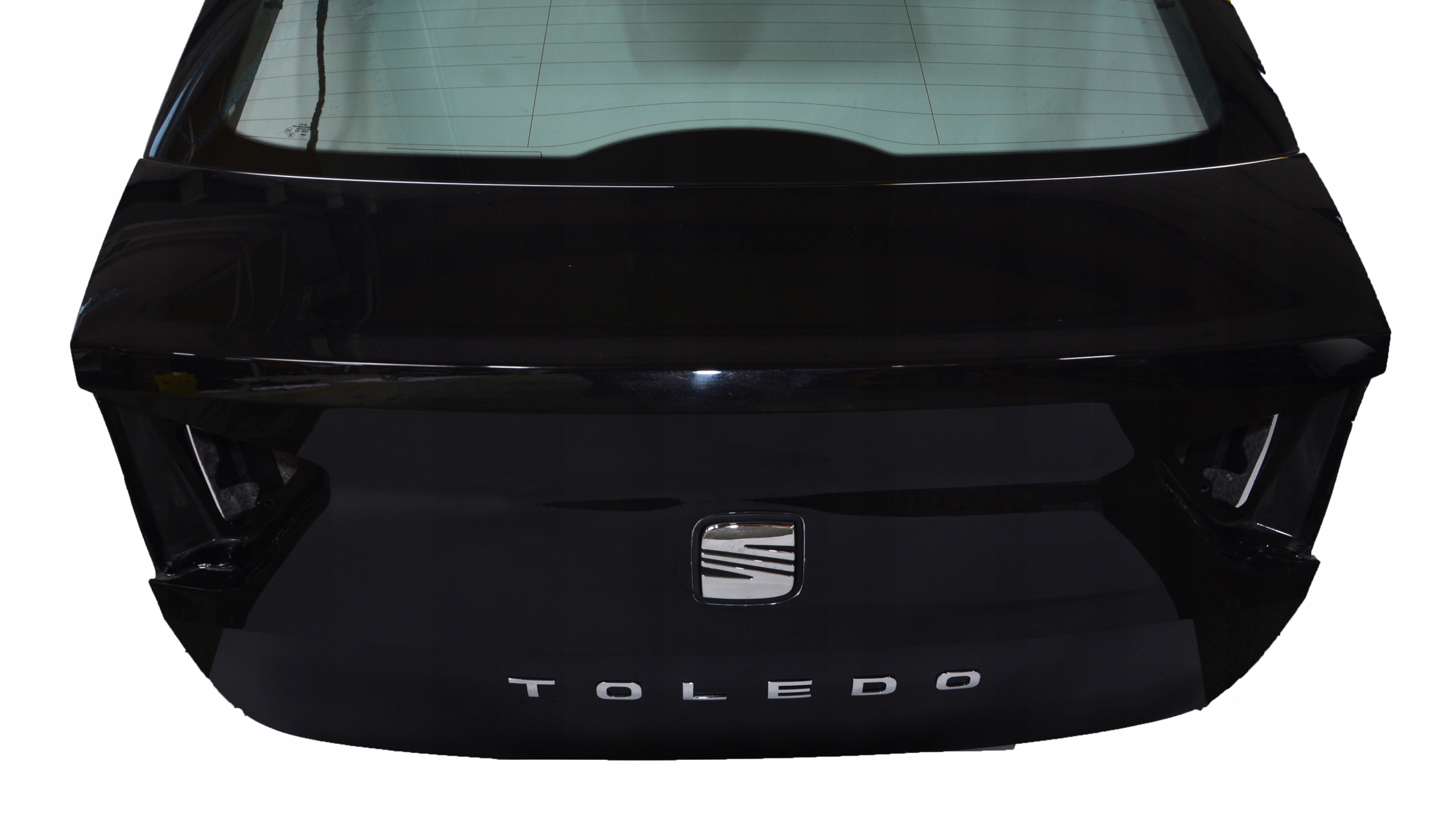 SEAT TOLEDO IV 6JH KLAPA BAGAŻNIKA LC9X CZARNA Kolor czarny