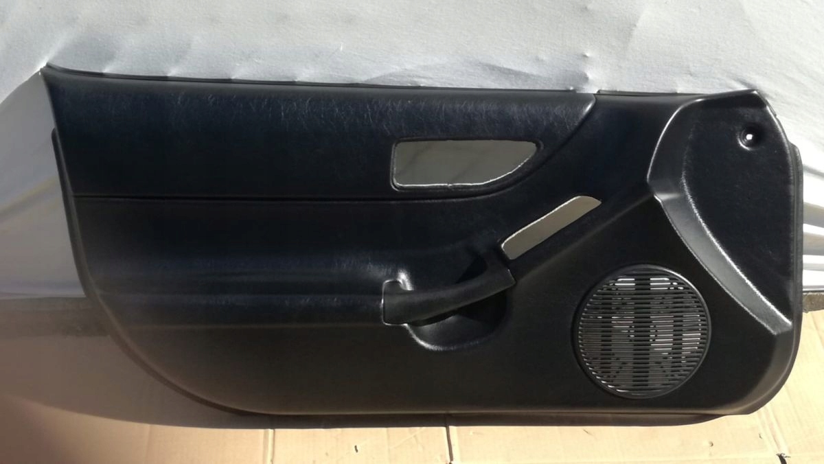 HONDA CRX DE SOL 1 6VTEC TAPICERKA DRZWI ORYGINAL Part manufacturer Honda original OE