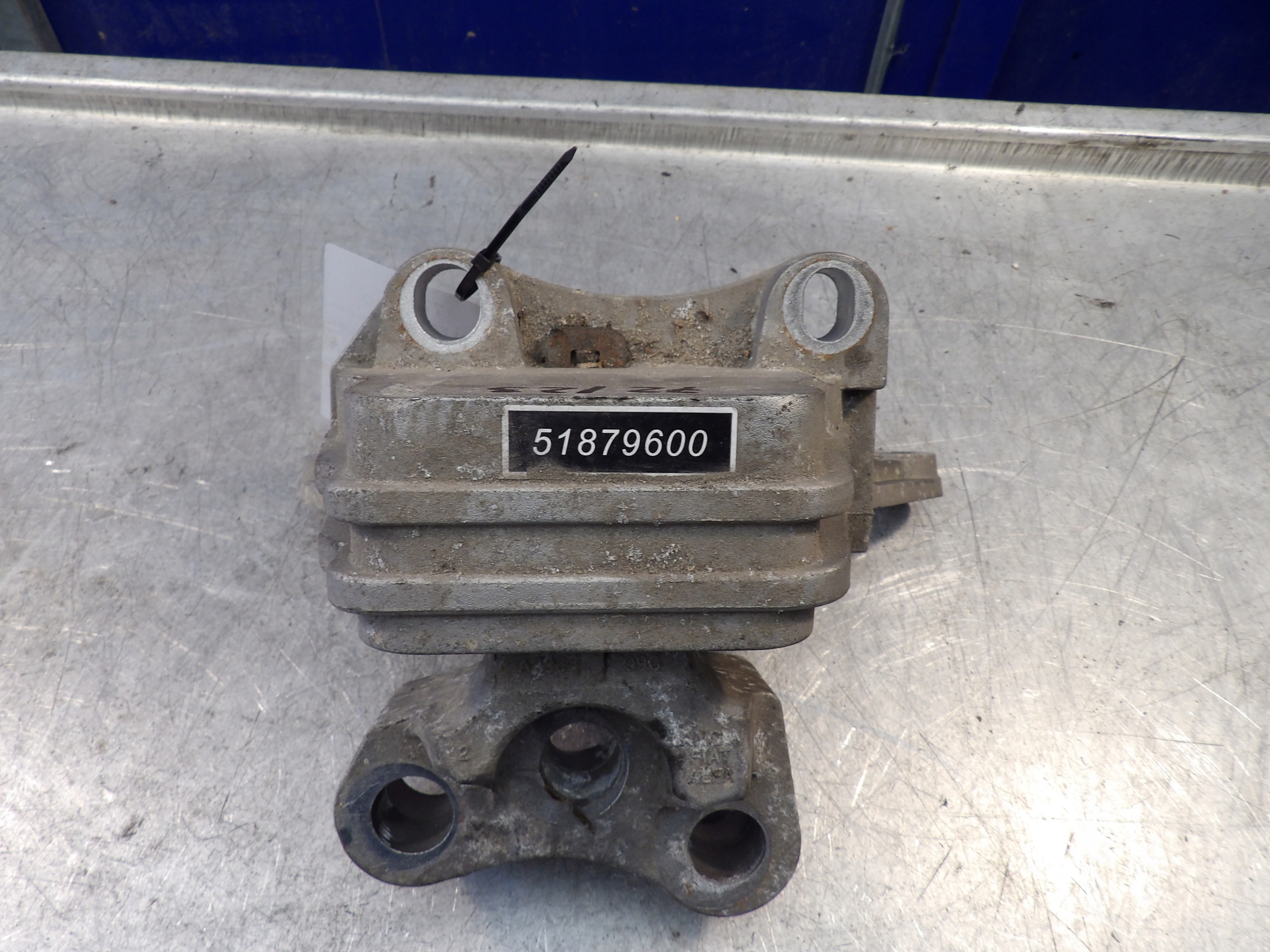 gearbox mounting Alfa Romeo Giulietta 2,0jtd