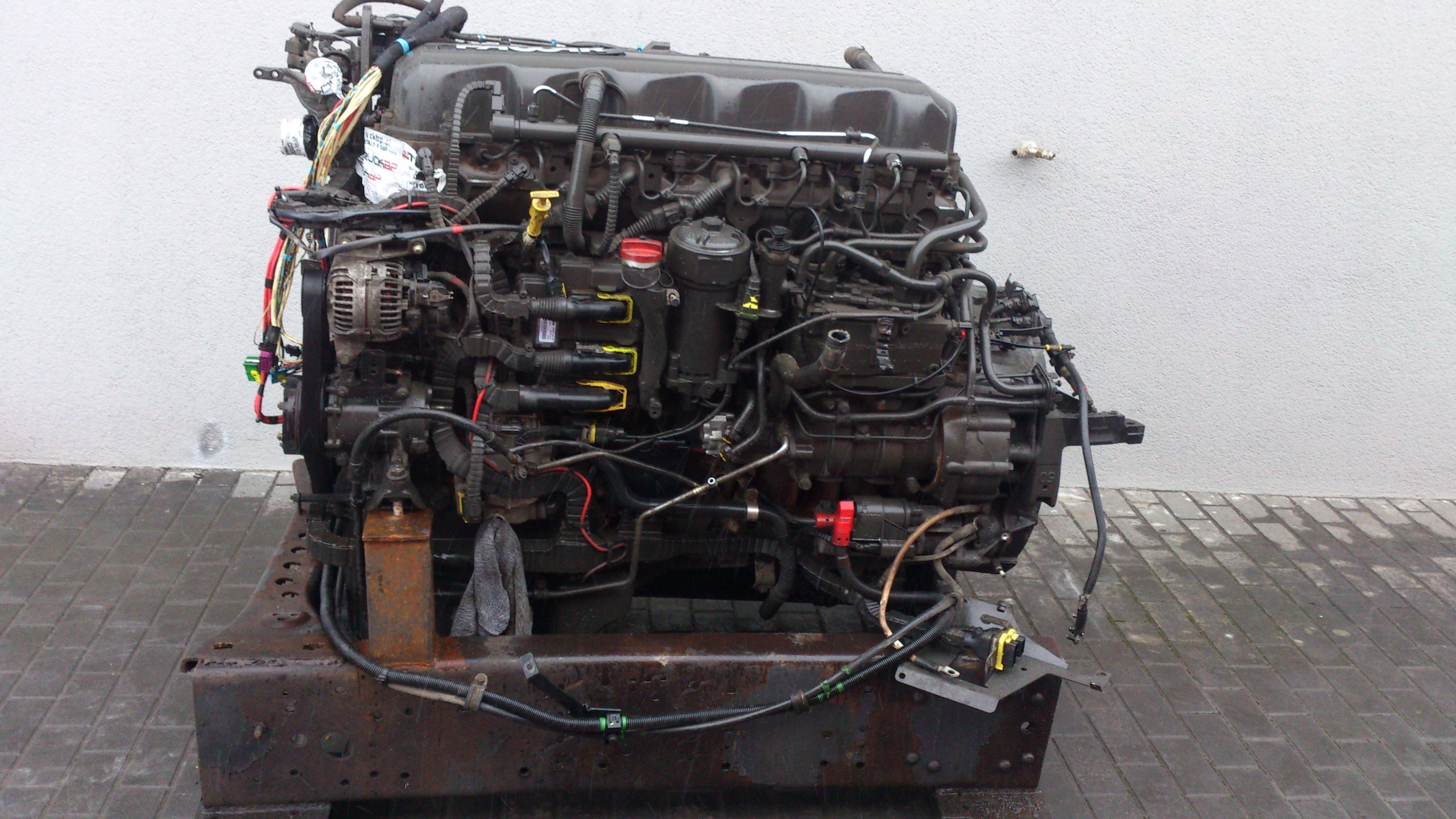 SILNIK BEZ OSPRZĘTU 460 KM DAF XF 106 EURO 6 Typ silnika Diesel