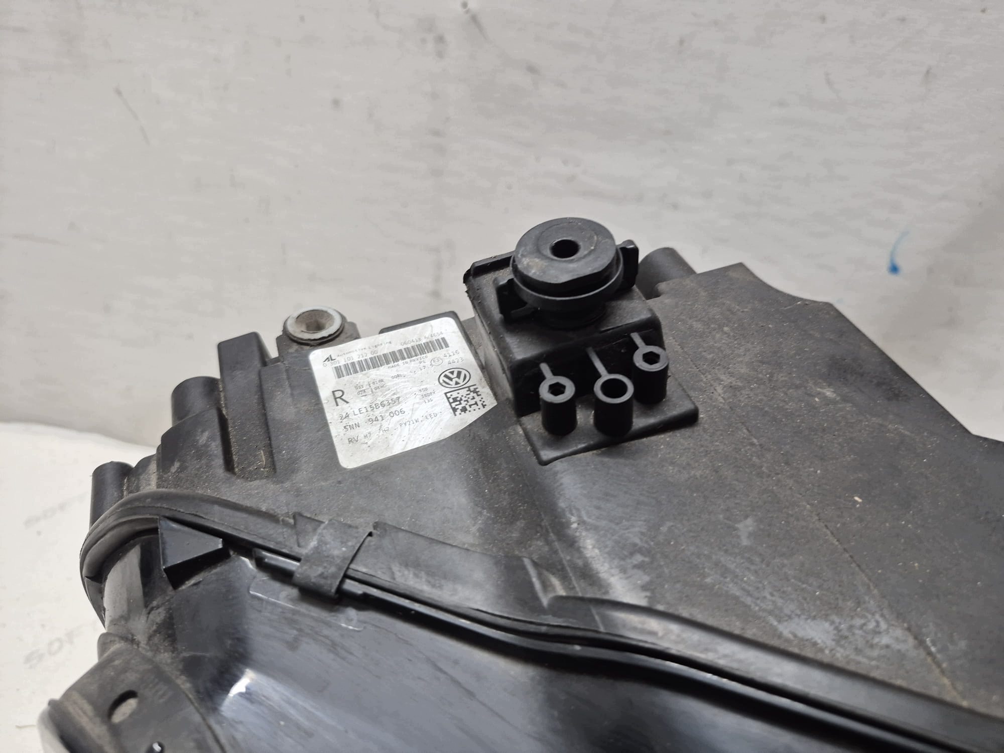 VW TIGUAN II 5N 16- light right front front 5NN941006