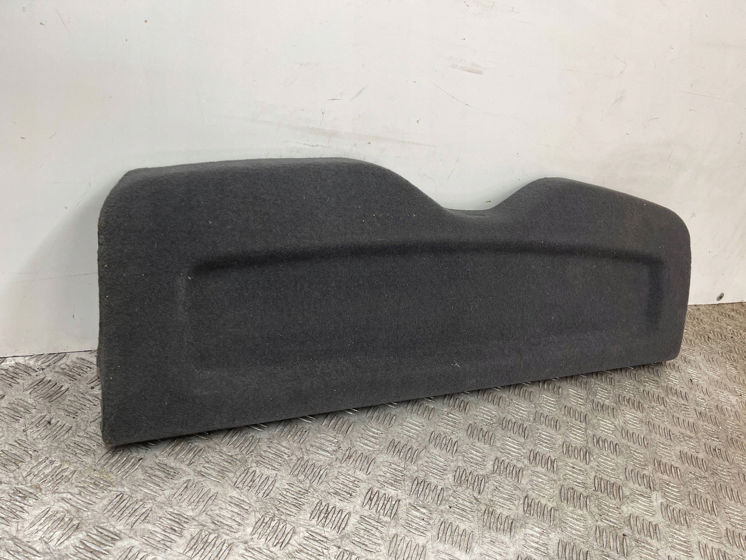 plato boot rear part rear VW UP CITIGO MII 1S0867769