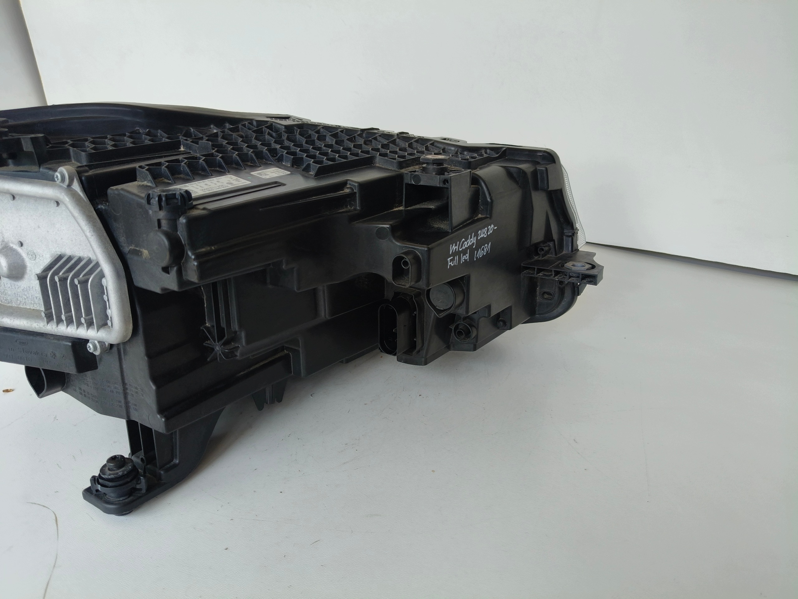 light left REFLEKTOR VW CADDY 2K 2K8 20- FULL LED