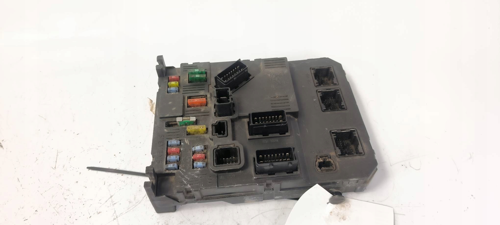 Module fusibles 9646777380 CITROEN BERLINGO