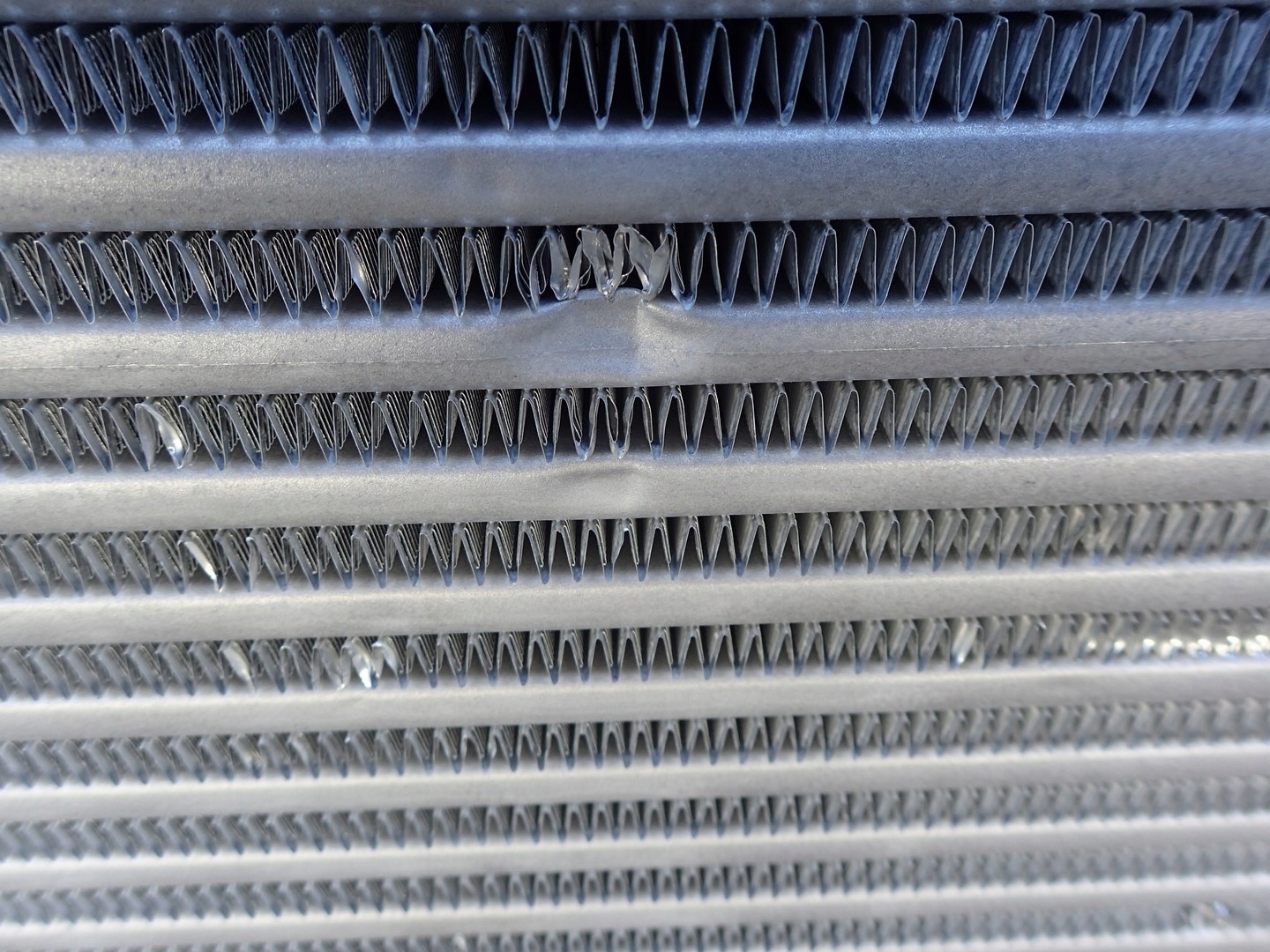RADIATORE INTERCOOLER RADIATORE / RAFFREDDATORE MERCEDES SPRINTER 910 2018