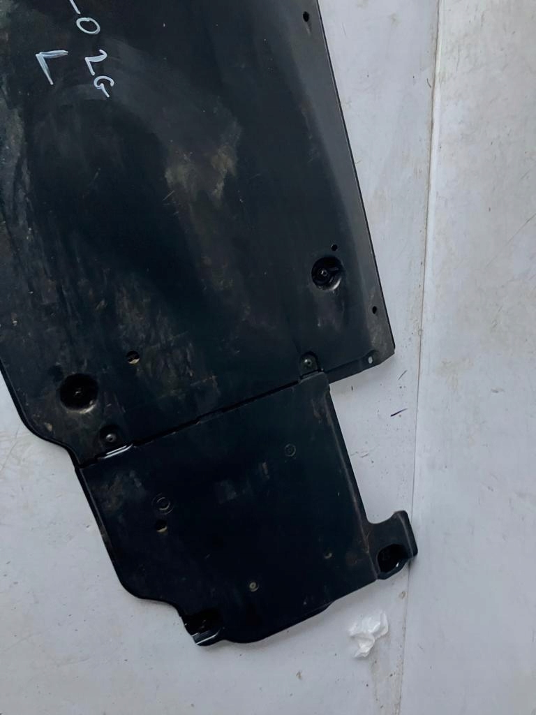 cover chassis VW POLO VI 2G 2Q0825101A left