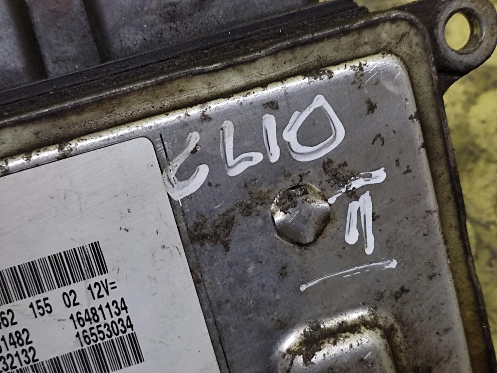 RENAULT CLIO II control unit of the engine 8200181482