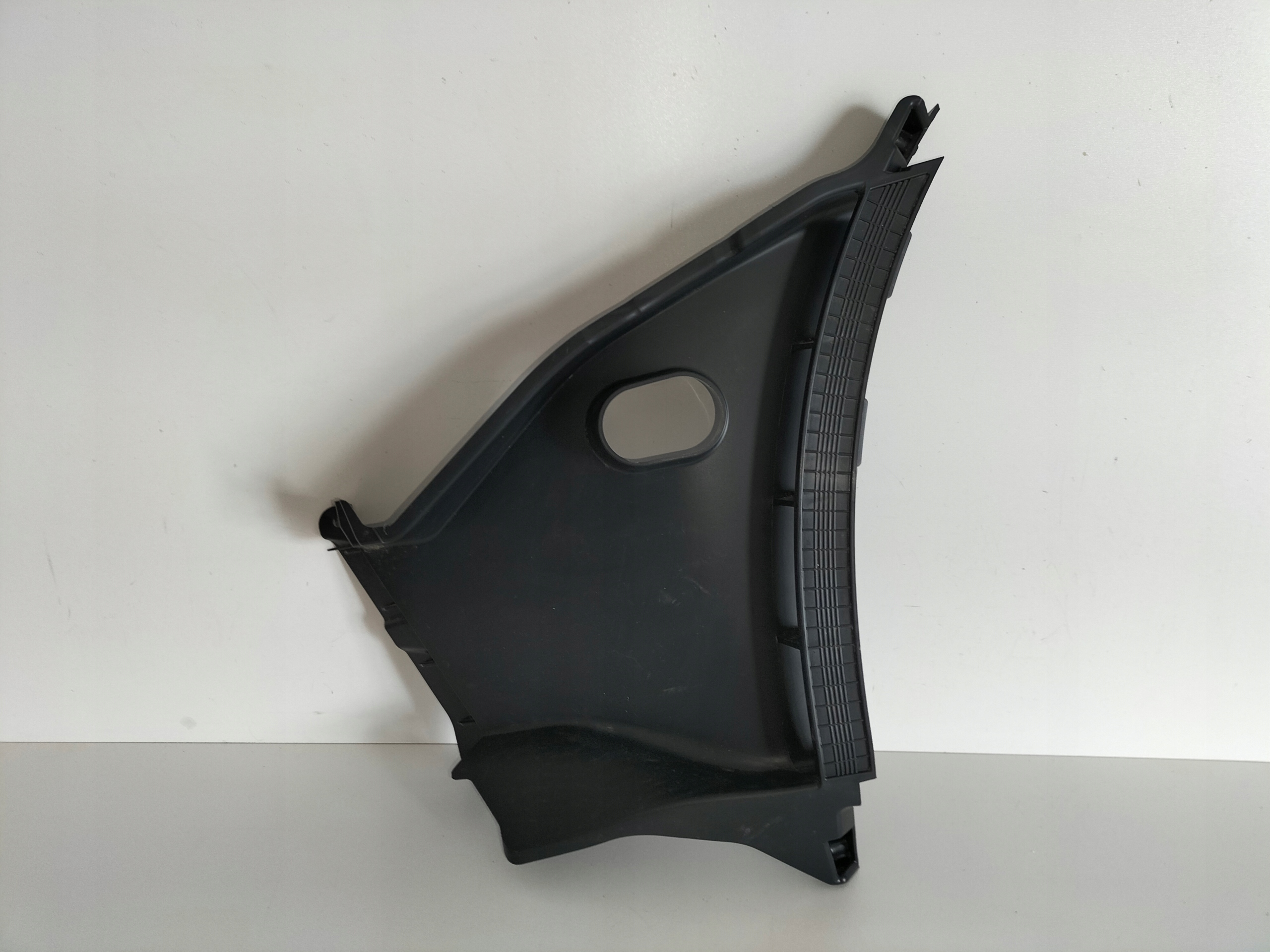 holder support intake of a bumper front left VW PASSAT B9 24- R-LINE
