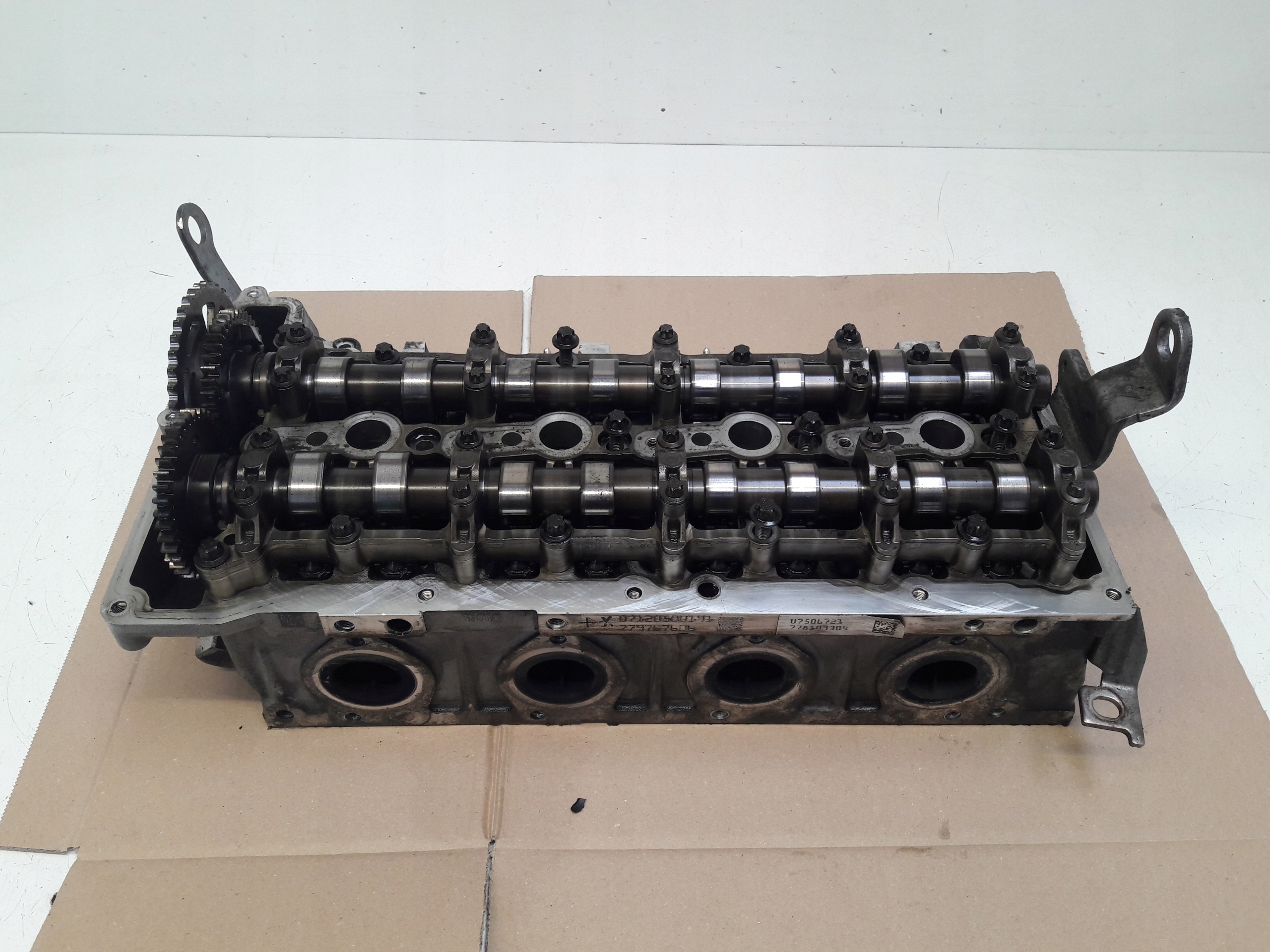 TESTATA 77976760G BMW E87
