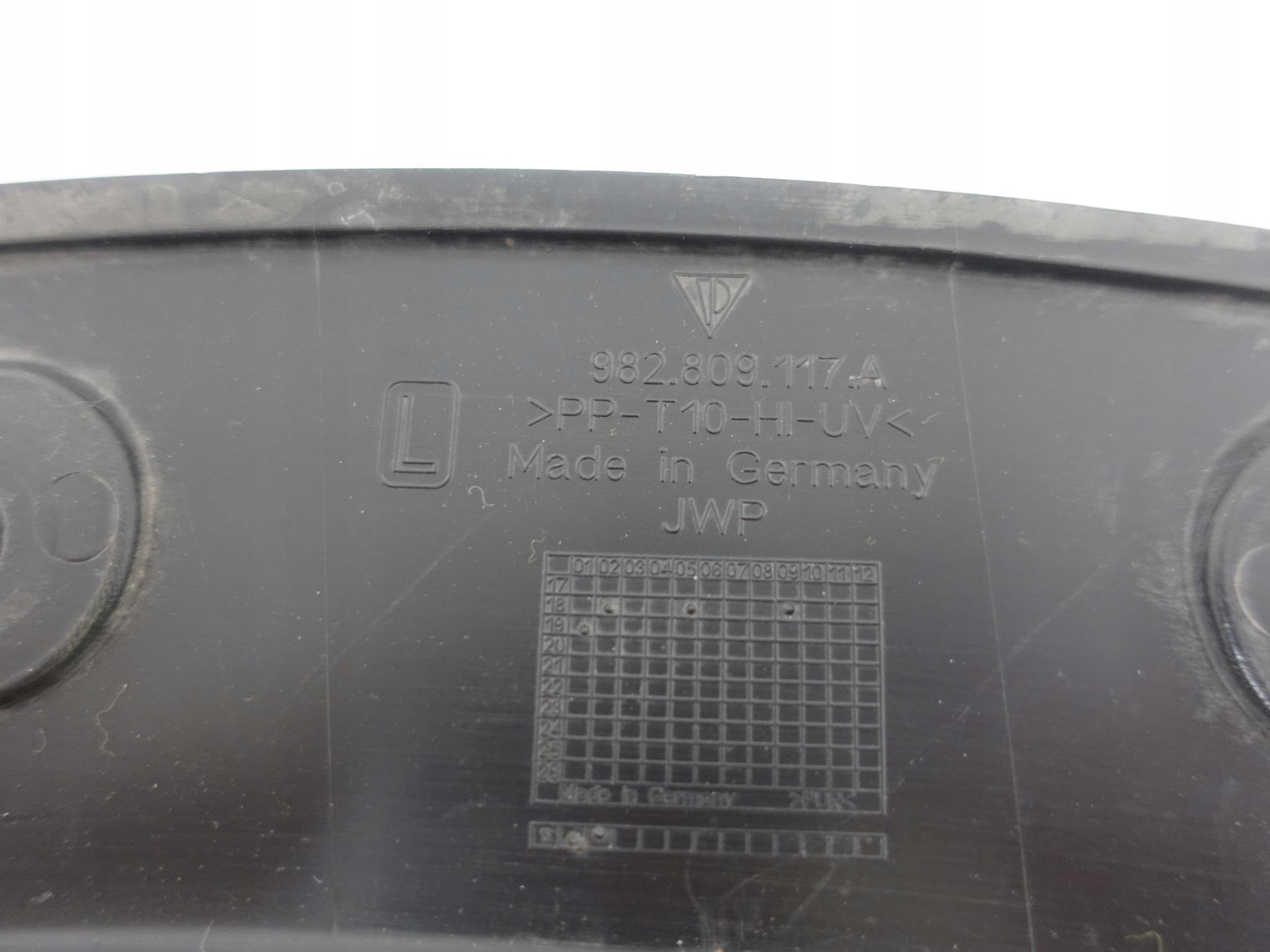 PORSCHE 982 718 GT4 moulding holder left front