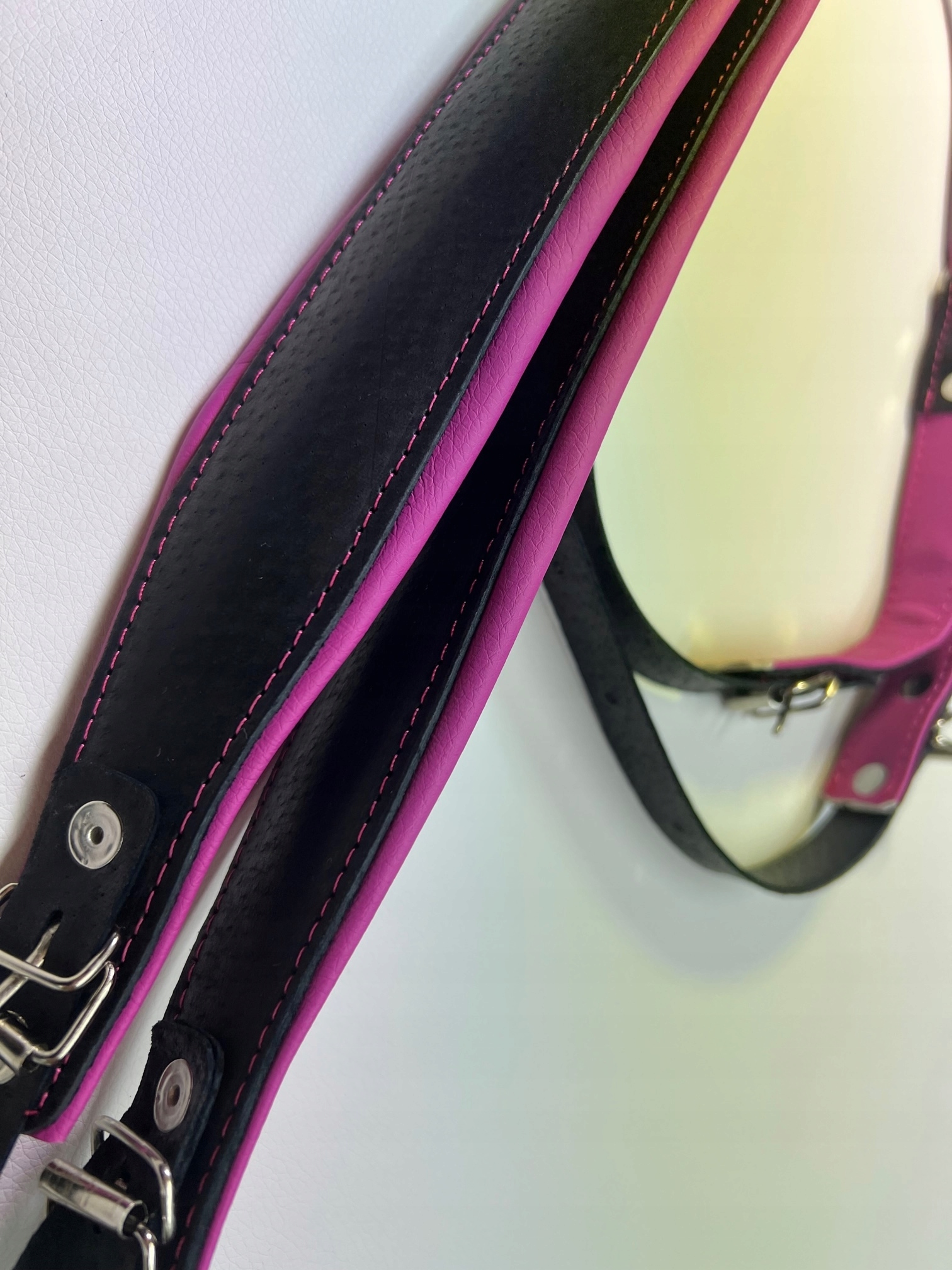 Pasy nośne do akordeonu Nero/rosa Pink 72 80 bas