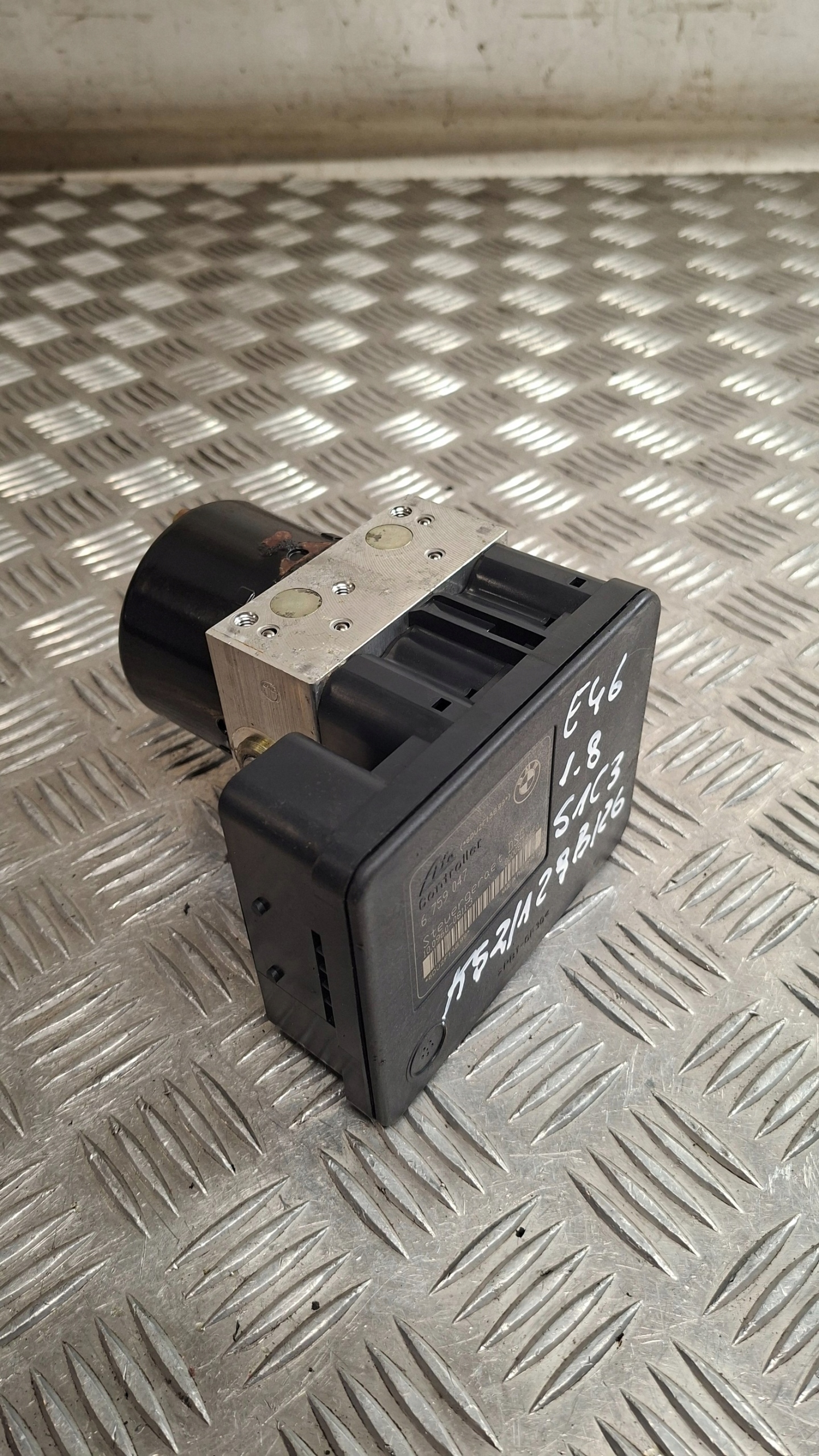 Pumpe ABS BMW E46 1.8