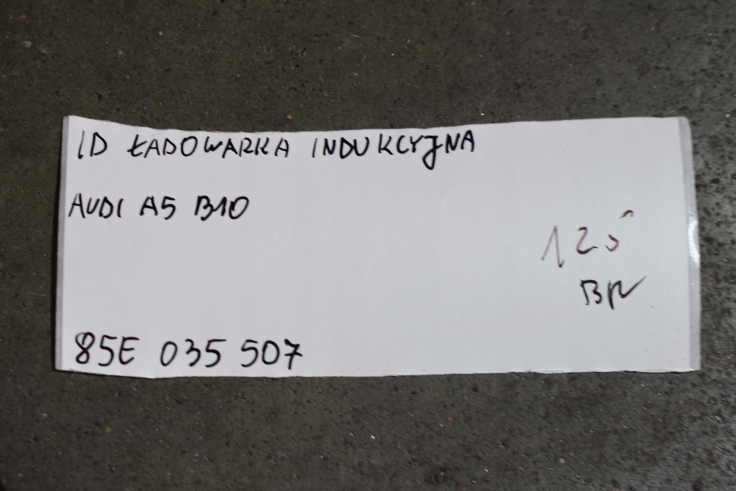 IDEALNA LADOWARKA INDUKCYJNA AUDI A5 B10 1