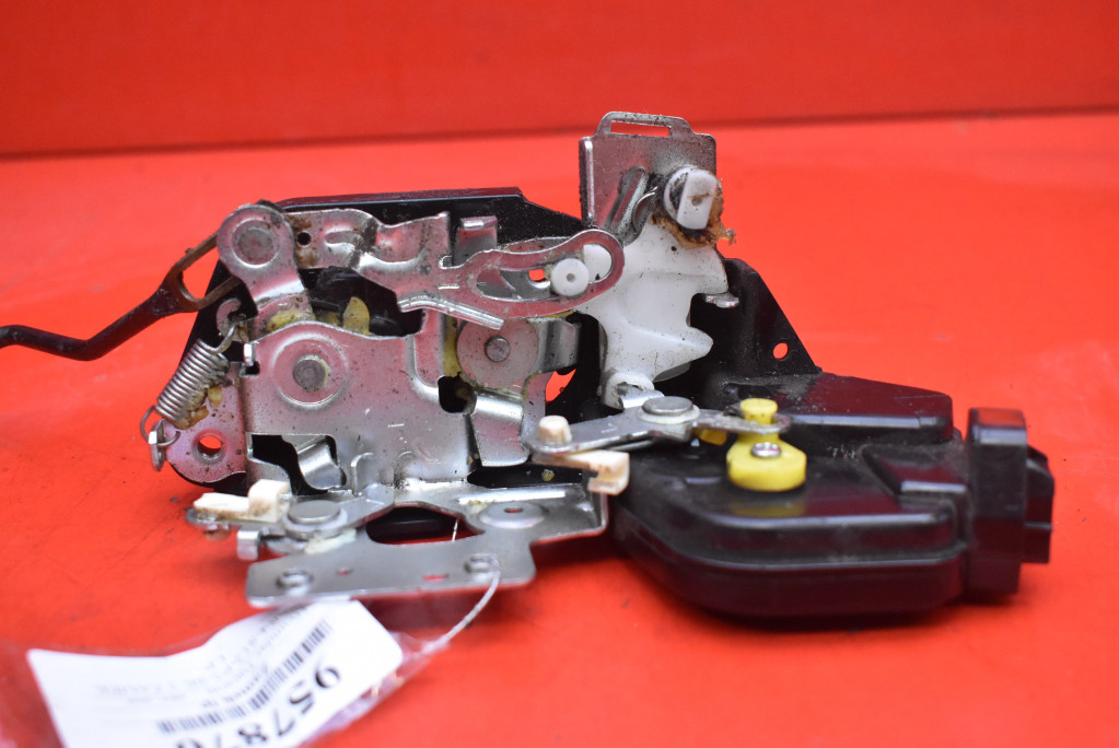 lock door left front front EU HYUNDAI TUCSON 1 and 04-10