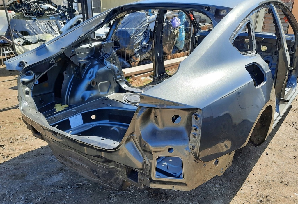 AUDI A5 SPORTBACK 2014R WANNA PAS TYLNY LZ7S Typ samochodu Samochody osobowe