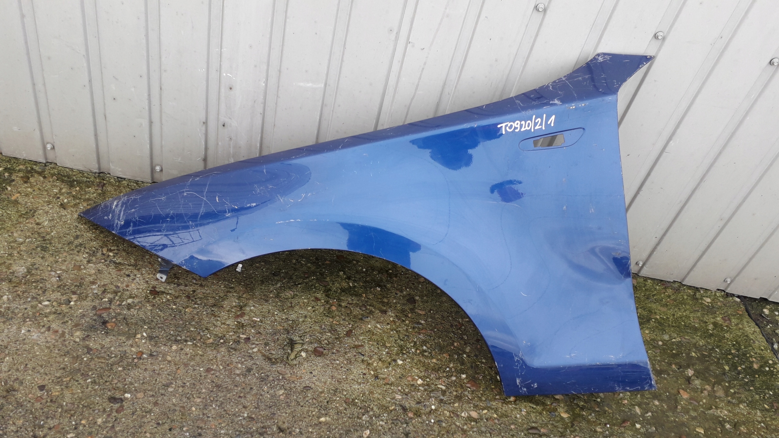 BMW 1 E81 E87 BŁOTNIK LEWY PRZEDNI