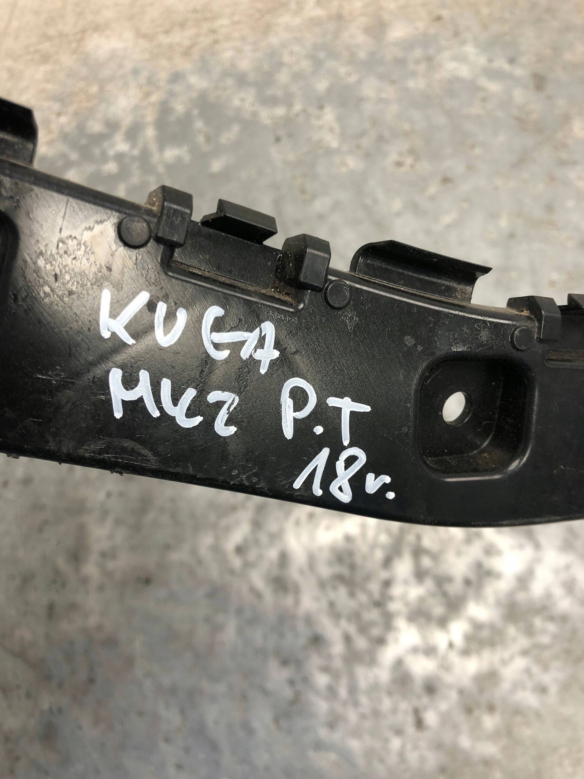 bumper bracket right rear part FORD KUGA MK2 GV44-17E850-A