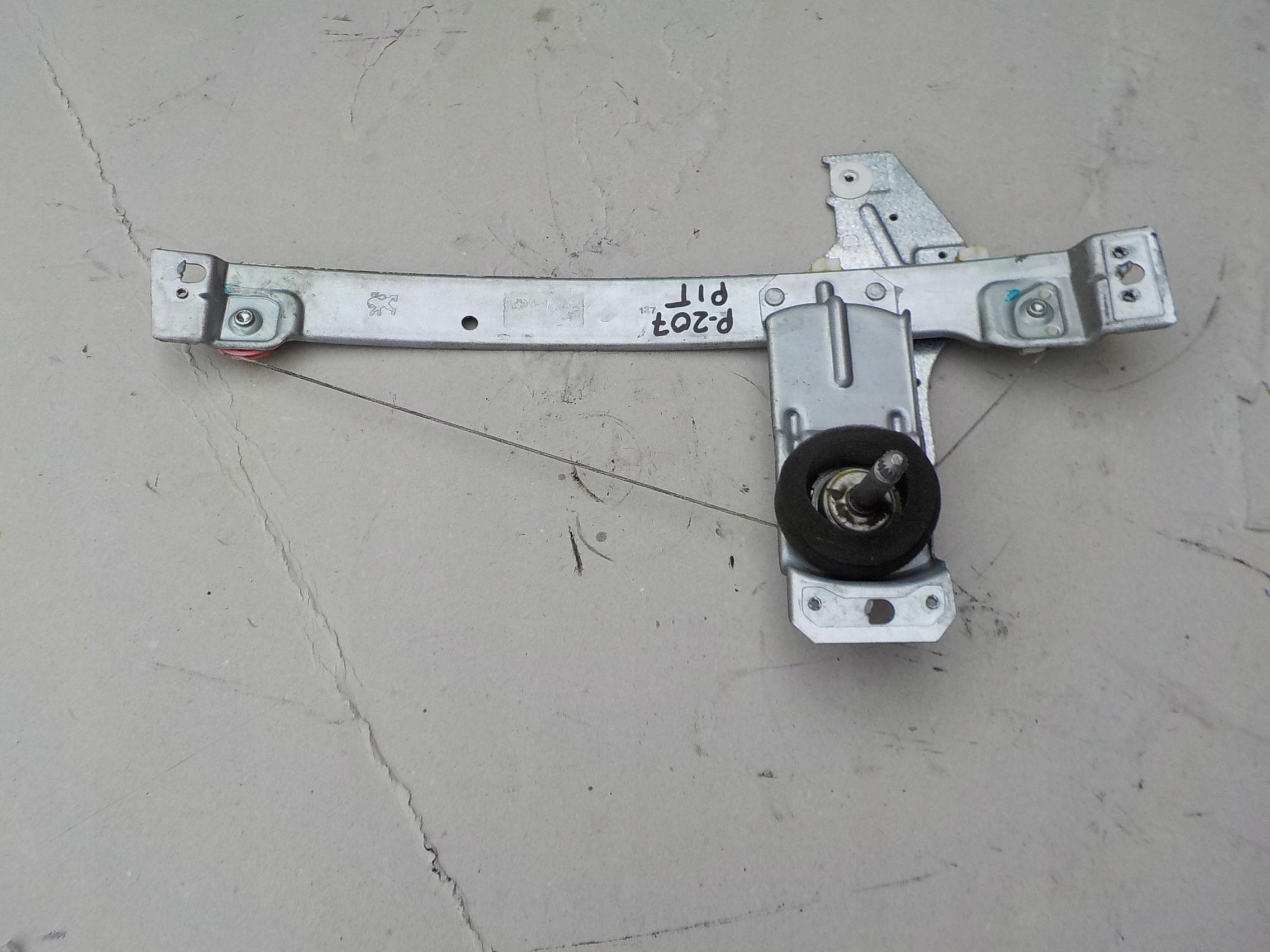 window regulator right rear part peugeot 207 HB