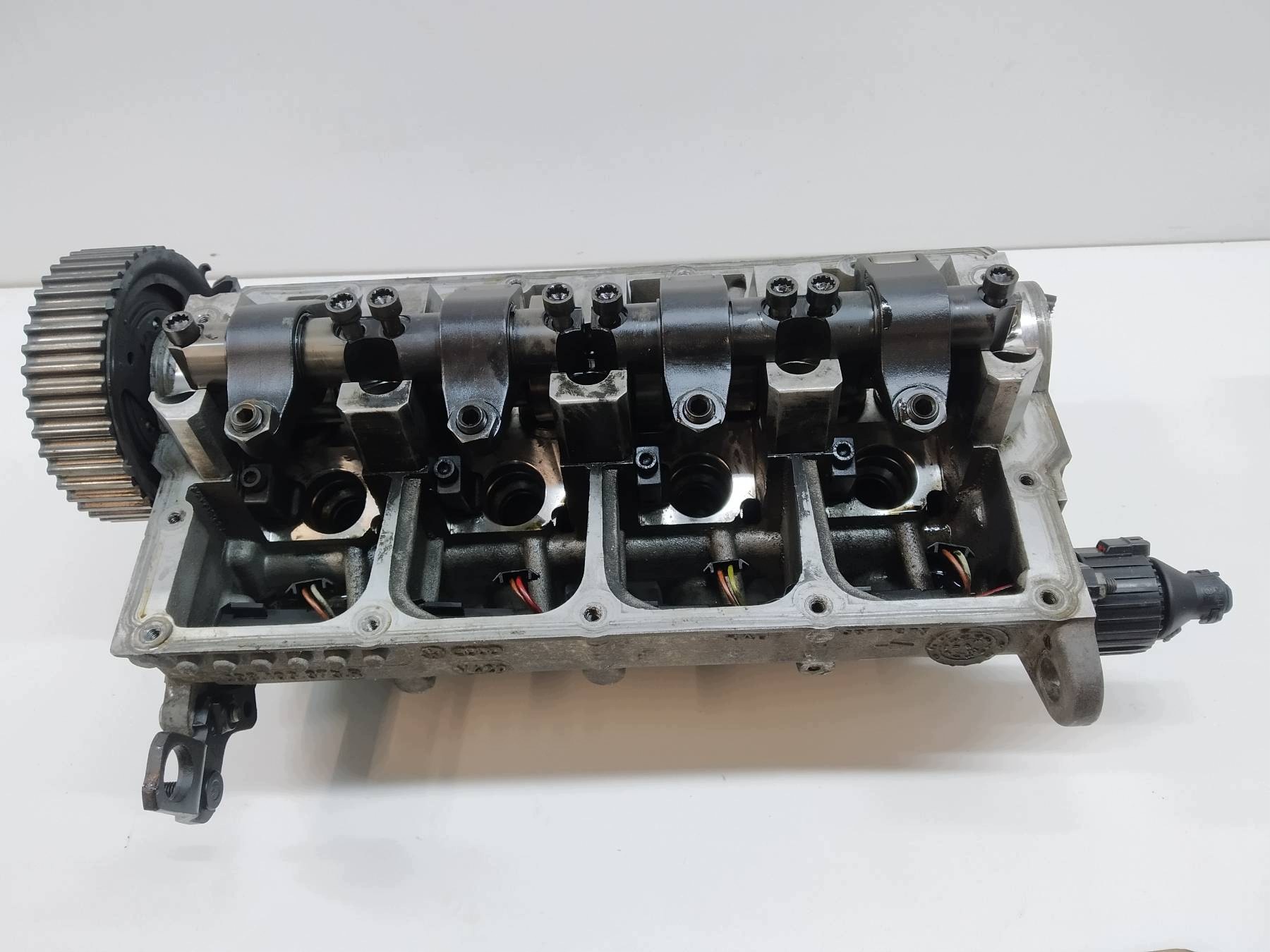 head. complete 038103373R 1.9 TDI Audi A4 II (2000-2006) B6