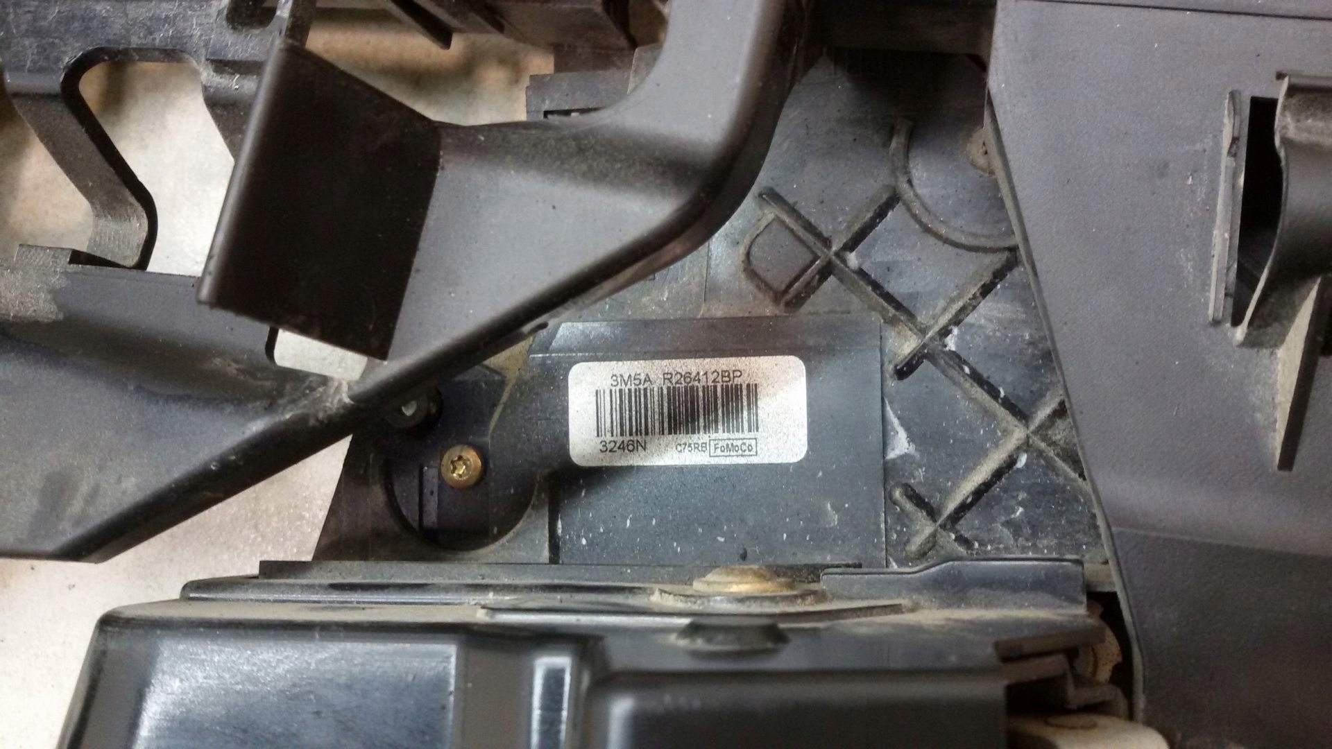 handle lock right rear part C-MAX and 4M51A266B22AC