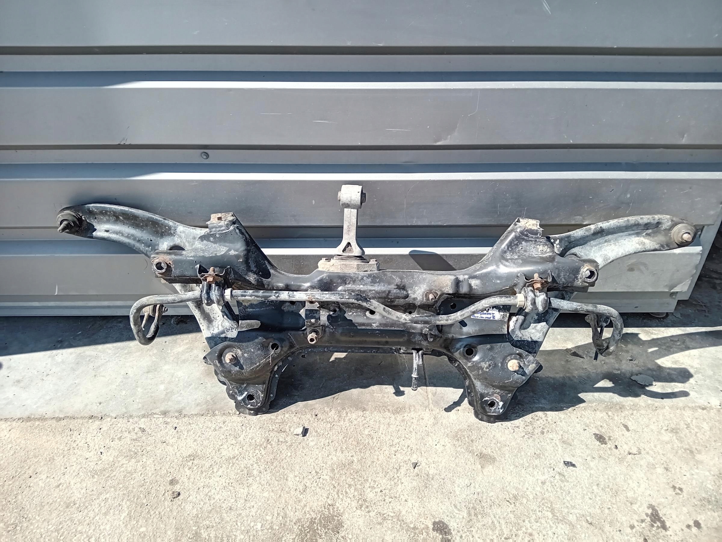 SANKI PRZÓD WÓZEK HYUNDAI I20 1.2