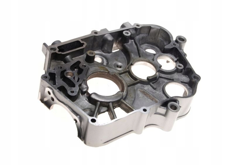 IS13M26710 - КАРТЕР ДВИГУН ПРАВИЙ 4Т ДЛЯ ZC9001 ДВИГУН