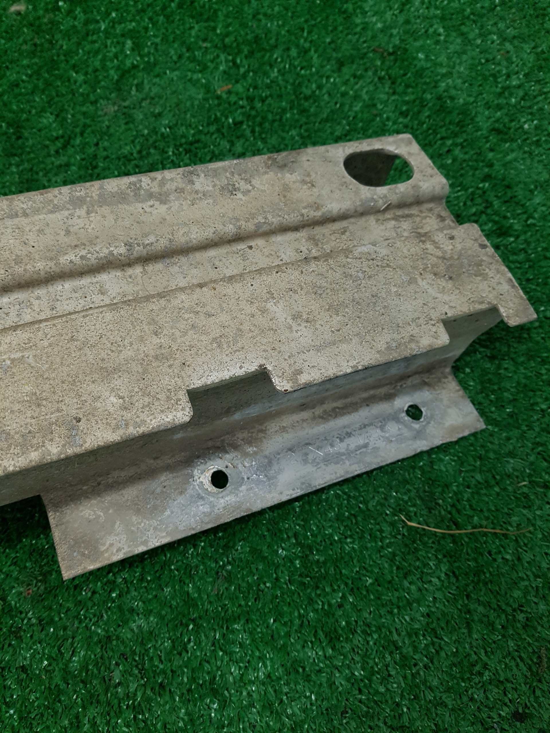sider below bumper rear JAGUAR X-TYPE C2S14751