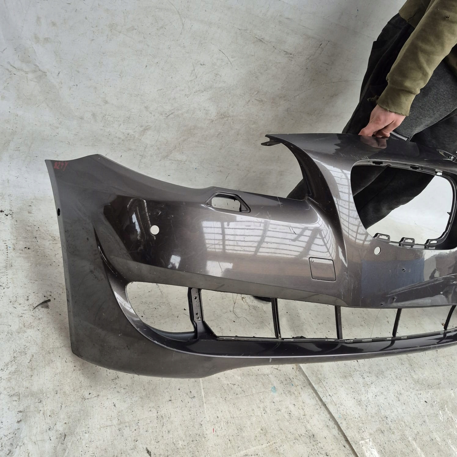 BMW 5 F10 F11 10-13 bumper front front washer PDC