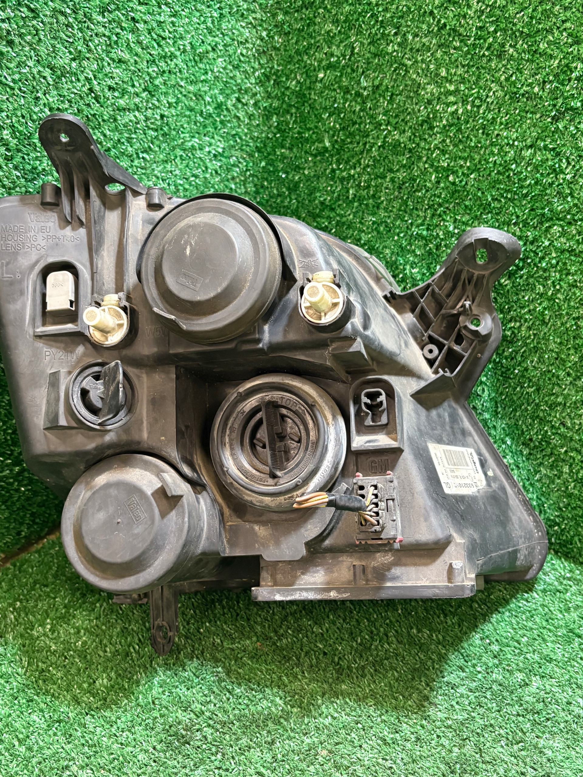 light left front OPEL MERIVA A 93321052