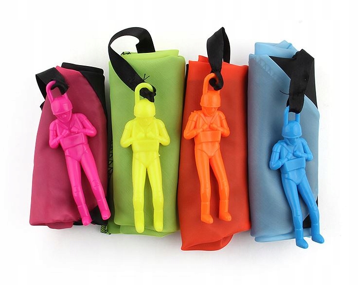 SPADOCHRONIARZ zabawka spadochron latająca Marka inna