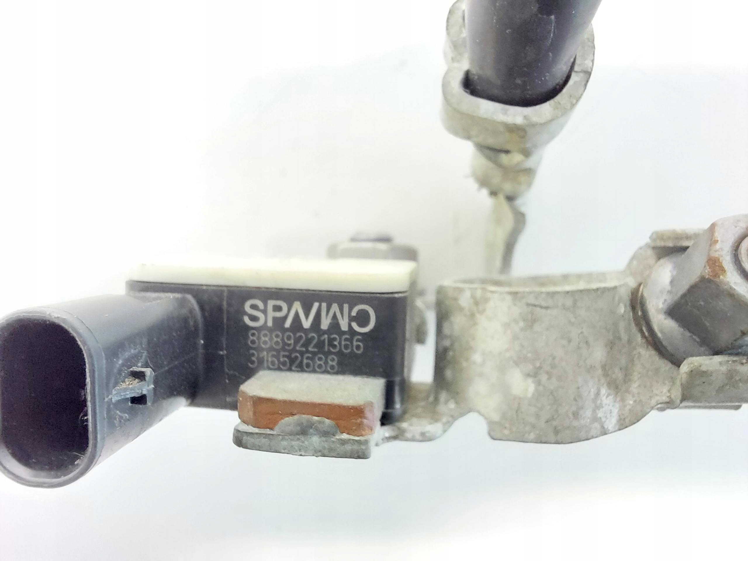 Volvo XC40 D3 terminal ujemna minus module 31652688