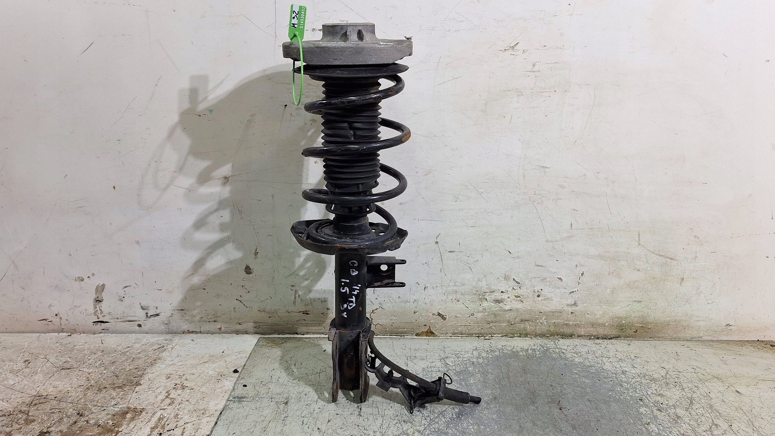 shock absorber right front A2463209013 MERCEDES W176 W246