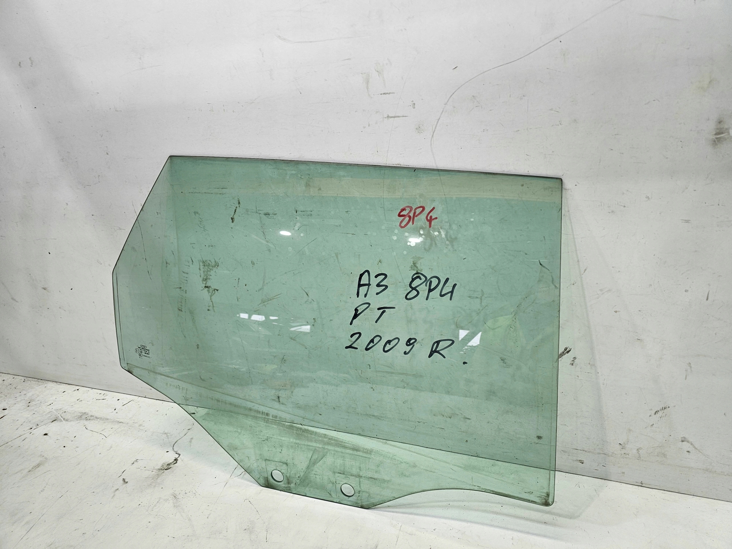 window side door right rear part AUDI A3 8P4 SPORTBACK 2009R