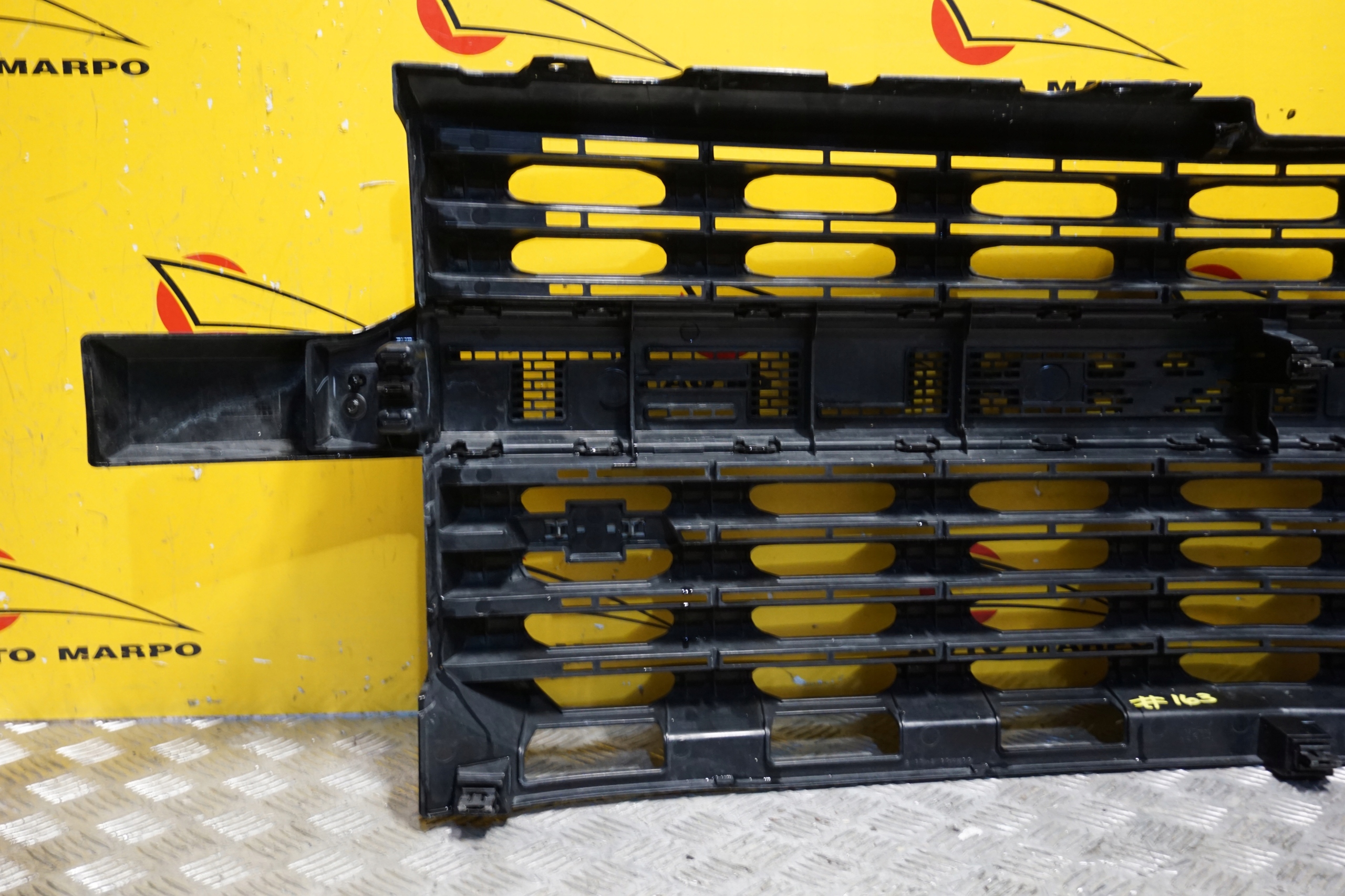 CHEVROLET SILVERADO 1500 Z71 2019 - 2021 Atrapa Przód Grill 23388715 Wersja Amerykańska