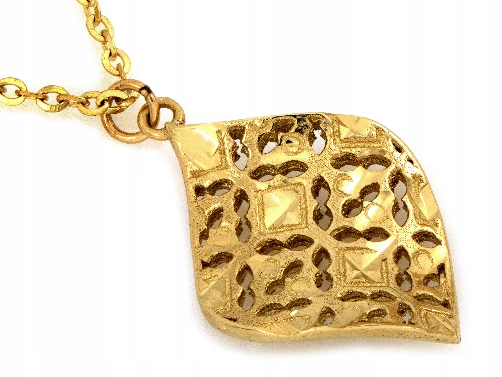 Zlatý náhrdelník pro ženy s ažurovým přívěskem 585 14k 2.50g velikost 45